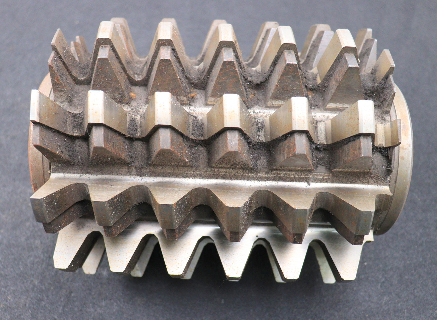 Bild des Artikels PWS-Zahnrad-Wälzfräser-gear-hob-m=11,0-EGW-20°BPII-nach-DIN-3972-Ø180x212xØ50mm