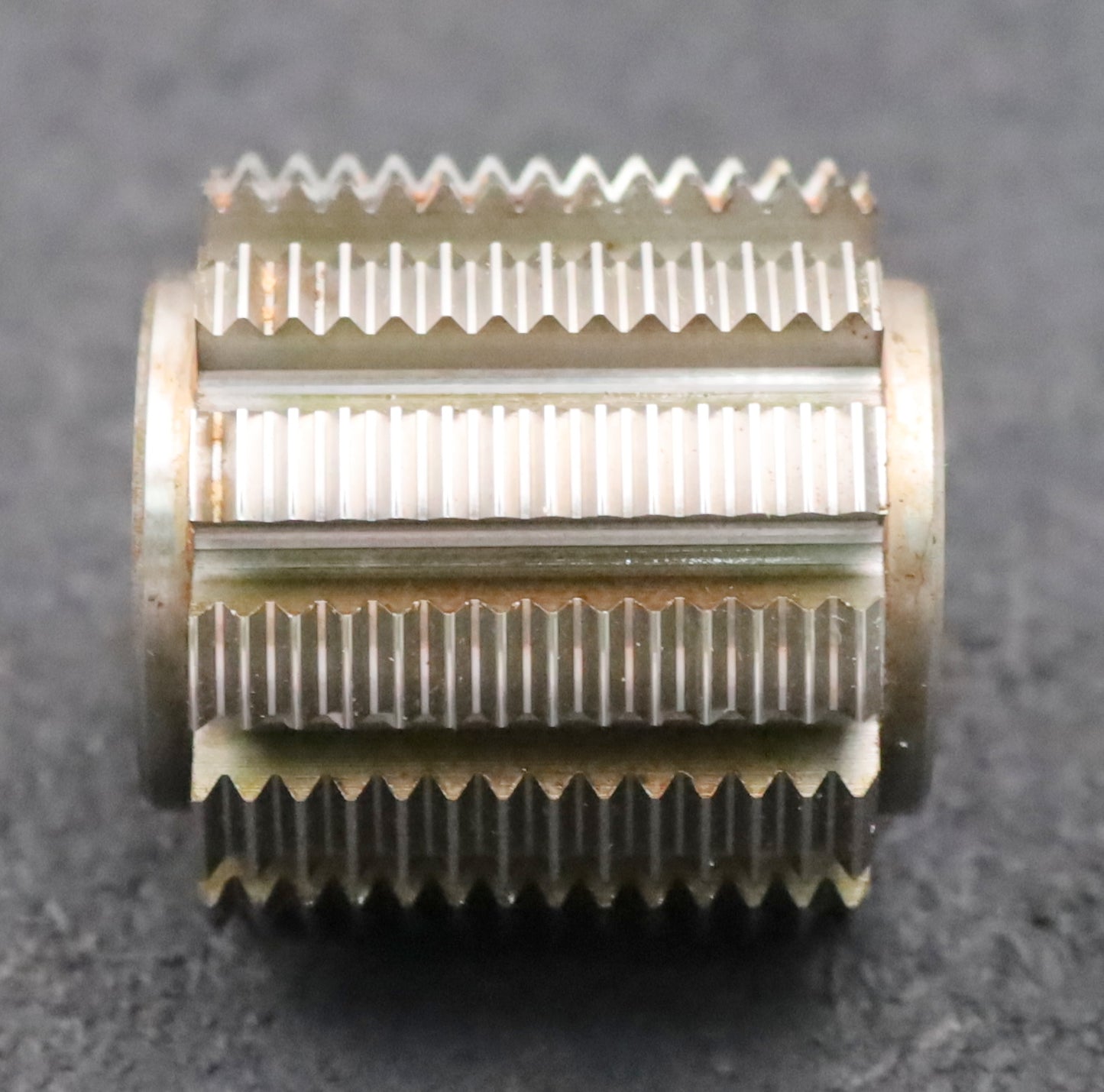 Bild des Artikels DOLD-Kerbzahnwellen-Wälzfräser-Tlg.-2,5-60°EGW-DIN-5481-Ø40x40xØ16mm-mit-LKN