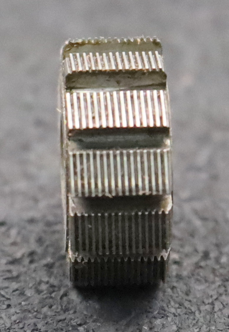 Bild des Artikels DOLD-Zahnrad-Wälzfräser-gear-hob-m=0,2-EGW-30°-0°50'-Stg-Ø25x10xØ8mm