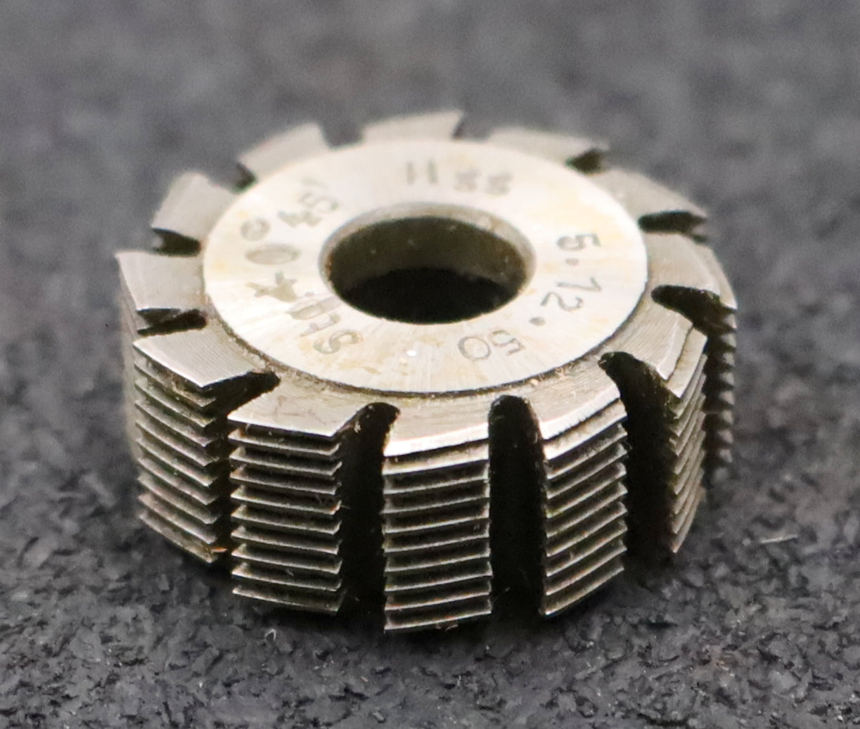 Bild des Artikels DOLD-Zahnrad-Wälzfräser-gear-hob-m=0,3-EGW-30°-0°50'-Stg-Ø25x10xØ8mm