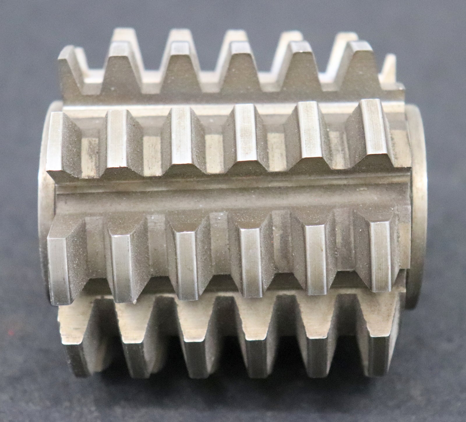 Bild des Artikels FETTE-Zahnrad-Wälzfräser-gear-hob-m=-4,0mm-15°-EGW-Ø78x80xØ27mm-mit-LKN