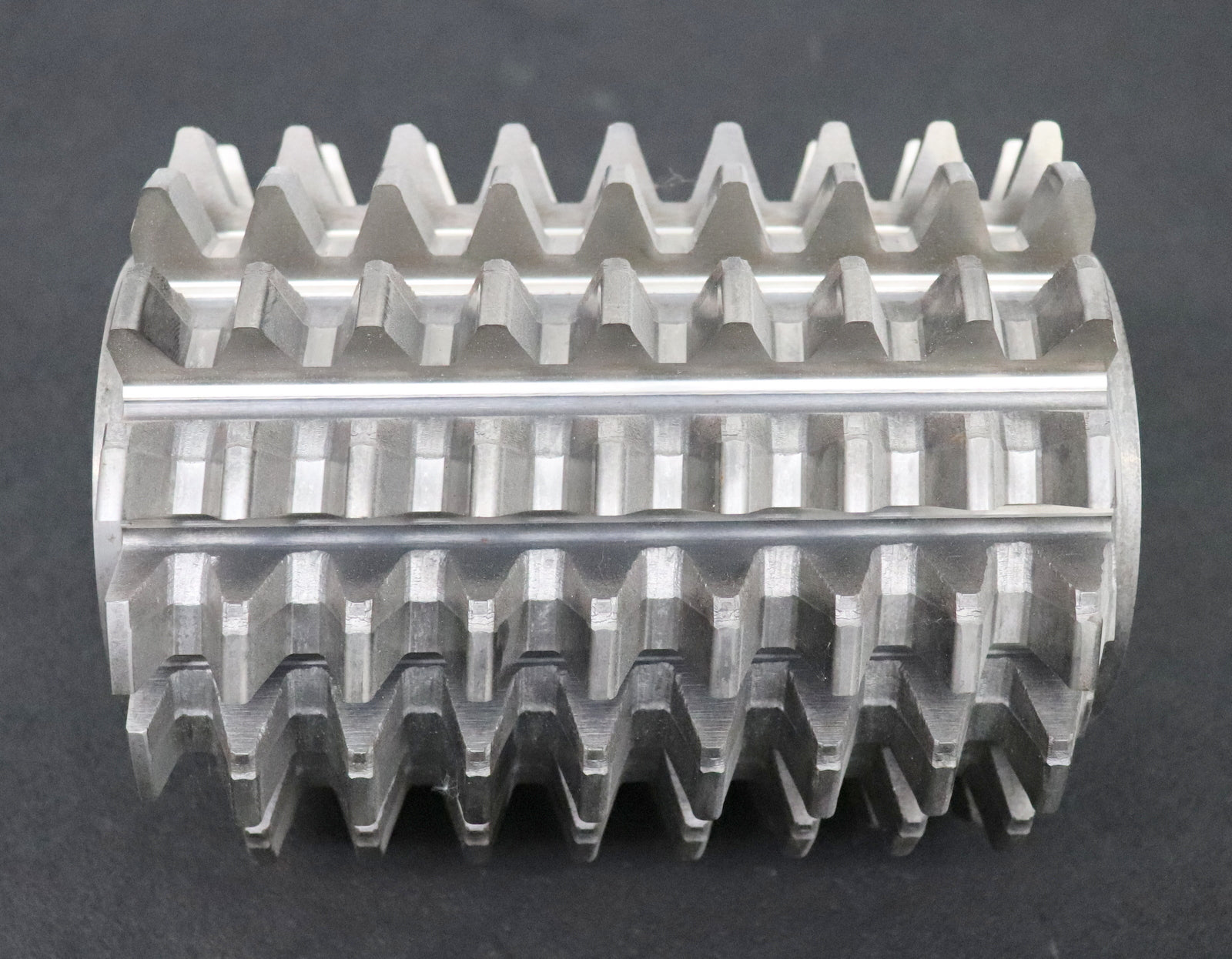 Bild des Artikels KL-Zahnrad-Wälzfräser-gear-hob-m=-6,0mm-19°50'-EGW-BPIV-DIN-3972-Ø134x170xØ40mm