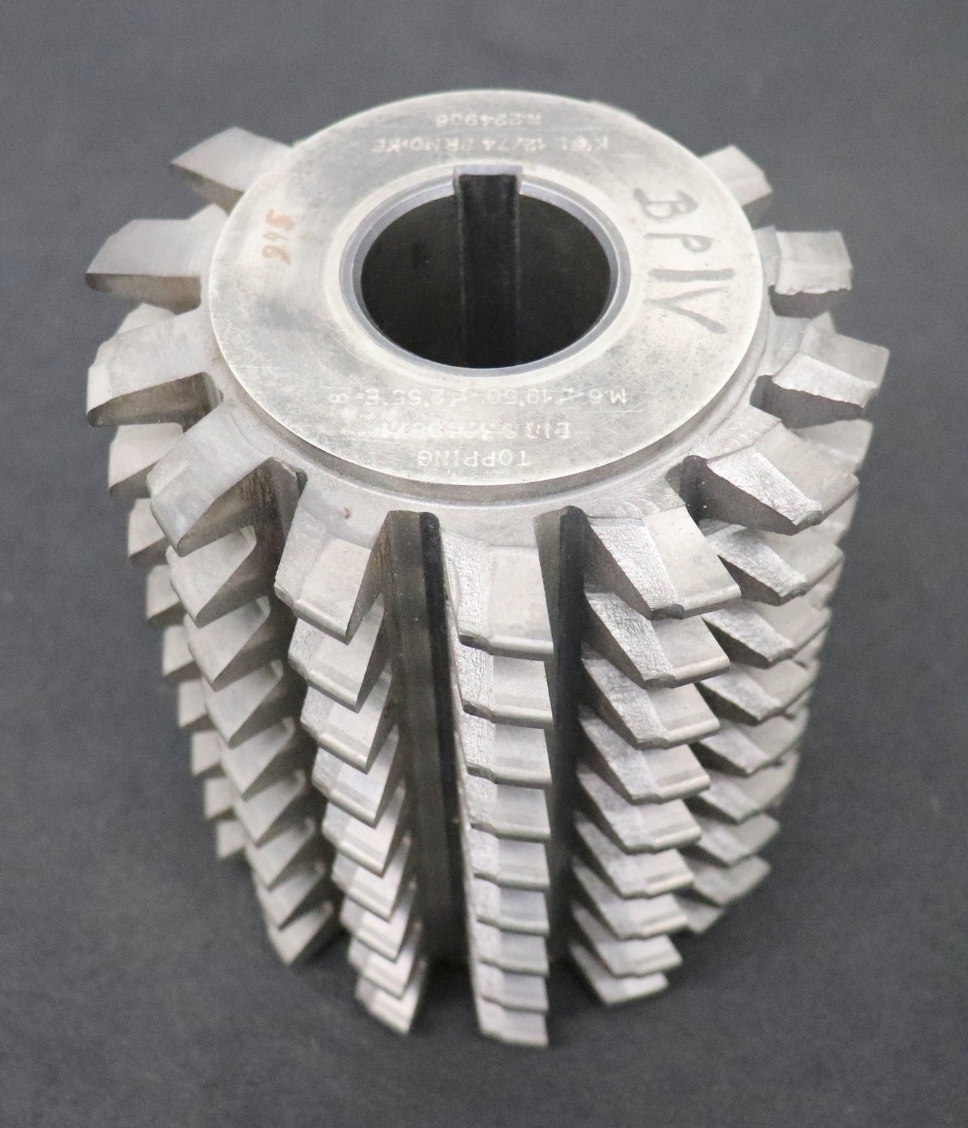 Bild des Artikels KL-Zahnrad-Wälzfräser-gear-hob-m=-6,0mm-19°50'-EGW-BPIV-nach-DIN-3972