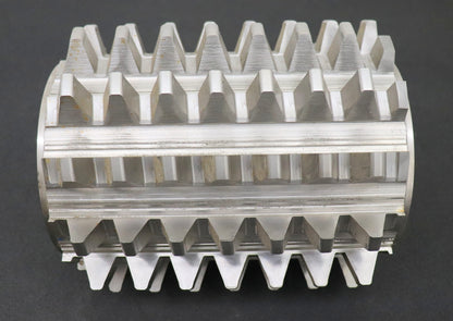 Bild des Artikels FHUSA-Zahnrad-Wälzfräser-gear-hob-m=-8,0mm-19°50'-EGW-BPIII-nach-DIN-3972