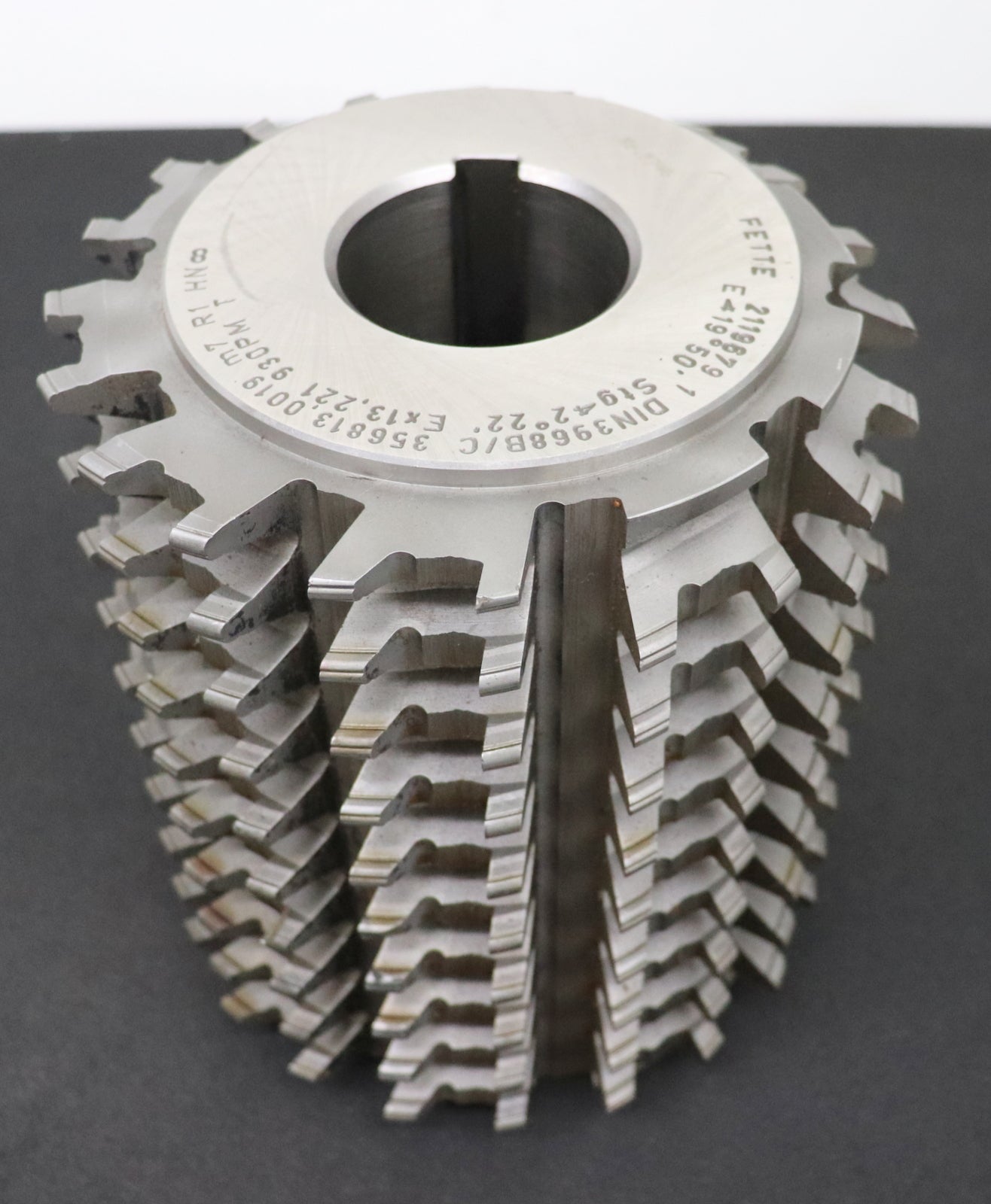 Bild des Artikels FETTE-Räumzahn-Wälzfräser-gear-hob-m=7,0mm-19°50'-EGW-Ø140x172xØ50mm-mit-LKN