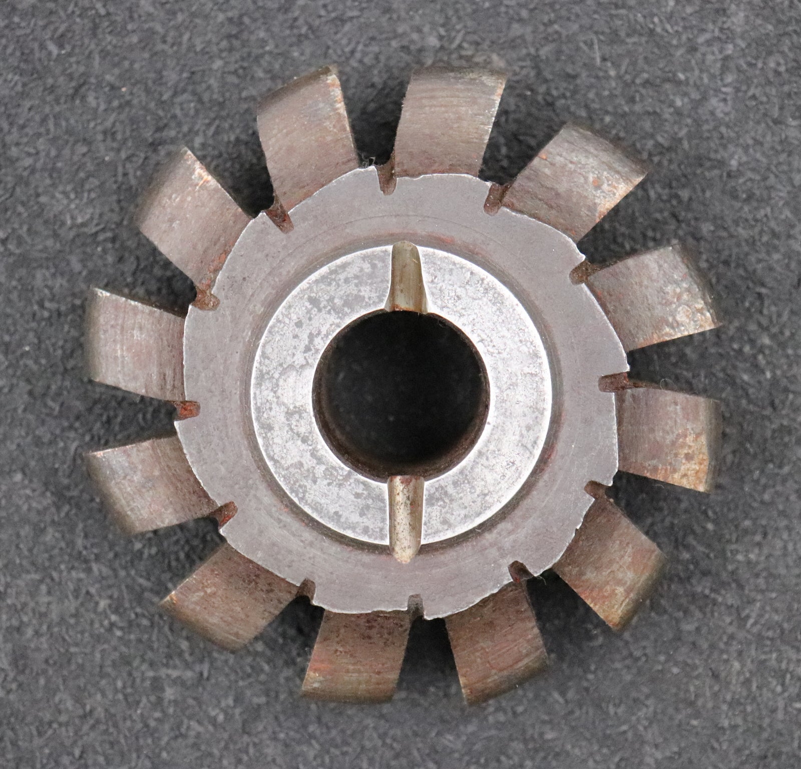 Bild des Artikels Halbrund-Formfräser-konvex-Radiusfräser-Radius-9mm-Ø90x28xØ22mm-12-Spannuten