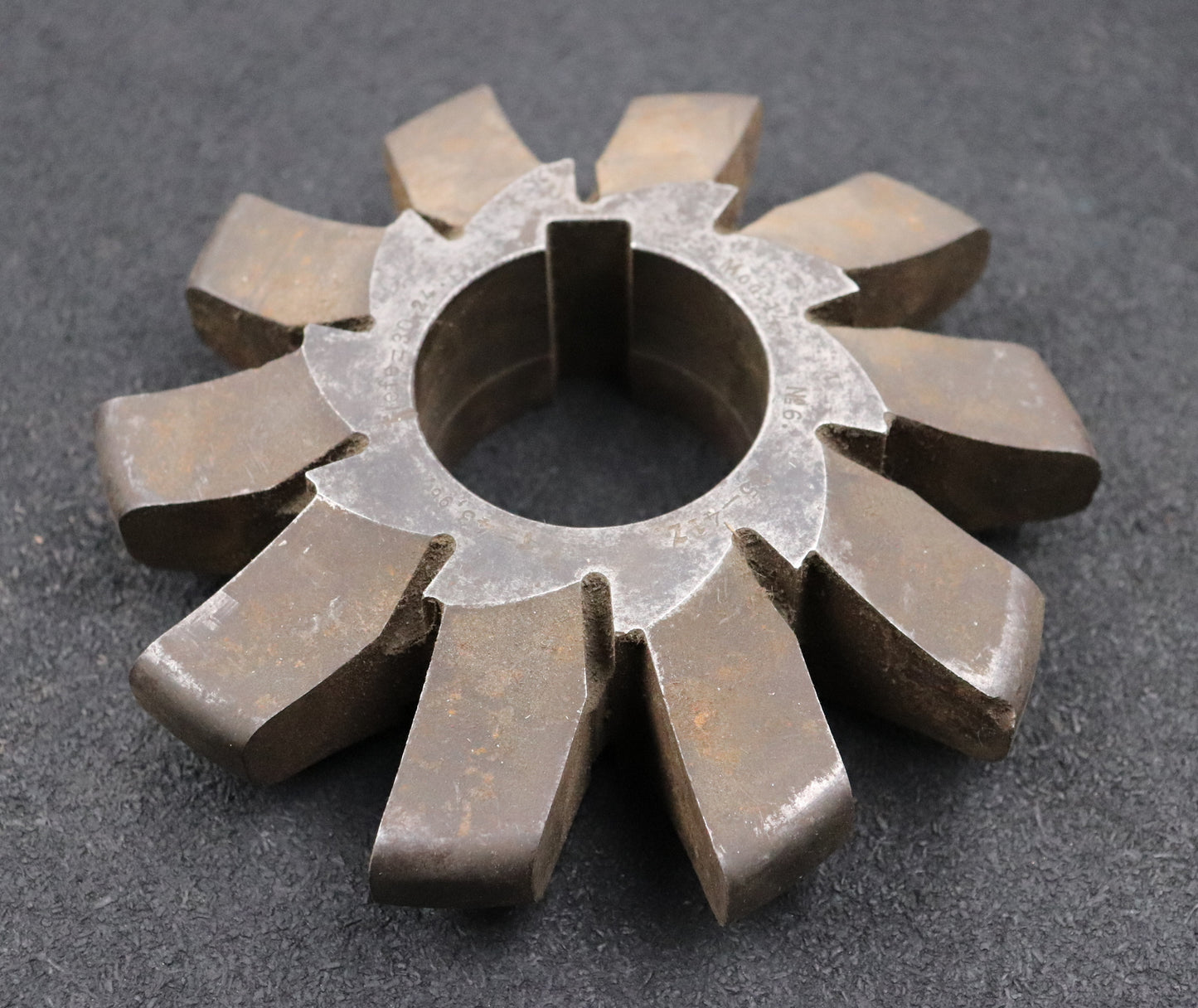 Bild des Artikels LOEWE&CO-Zahnformfräser-m=14mm-Nr.-6-für-35-41-Zähne-Frästiefe-30,24mm