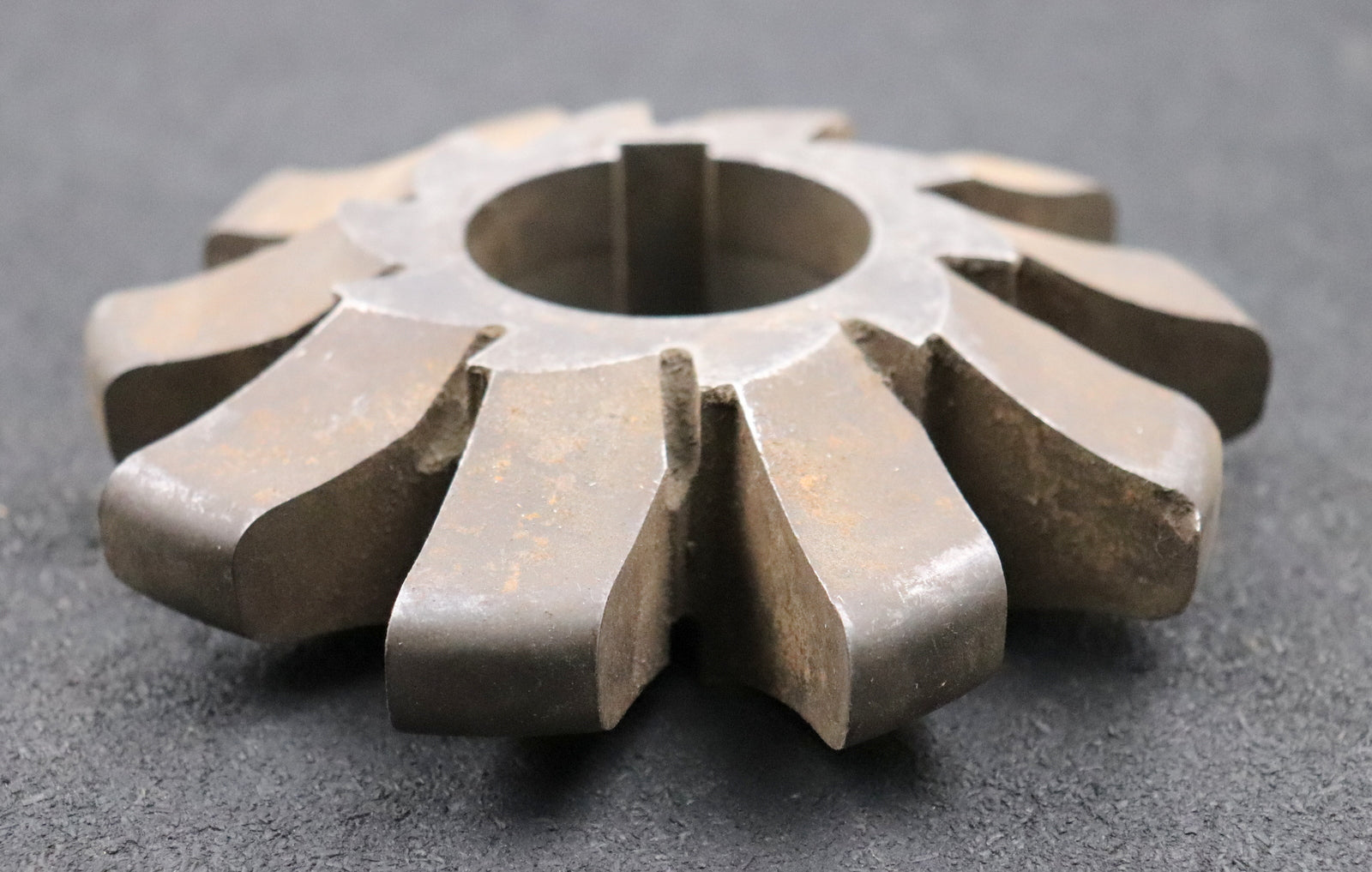 Bild des Artikels LOEWE&CO-Zahnformfräser-m=14mm-Nr.-6-für-35-41-Zähne-Frästiefe-30,24mm