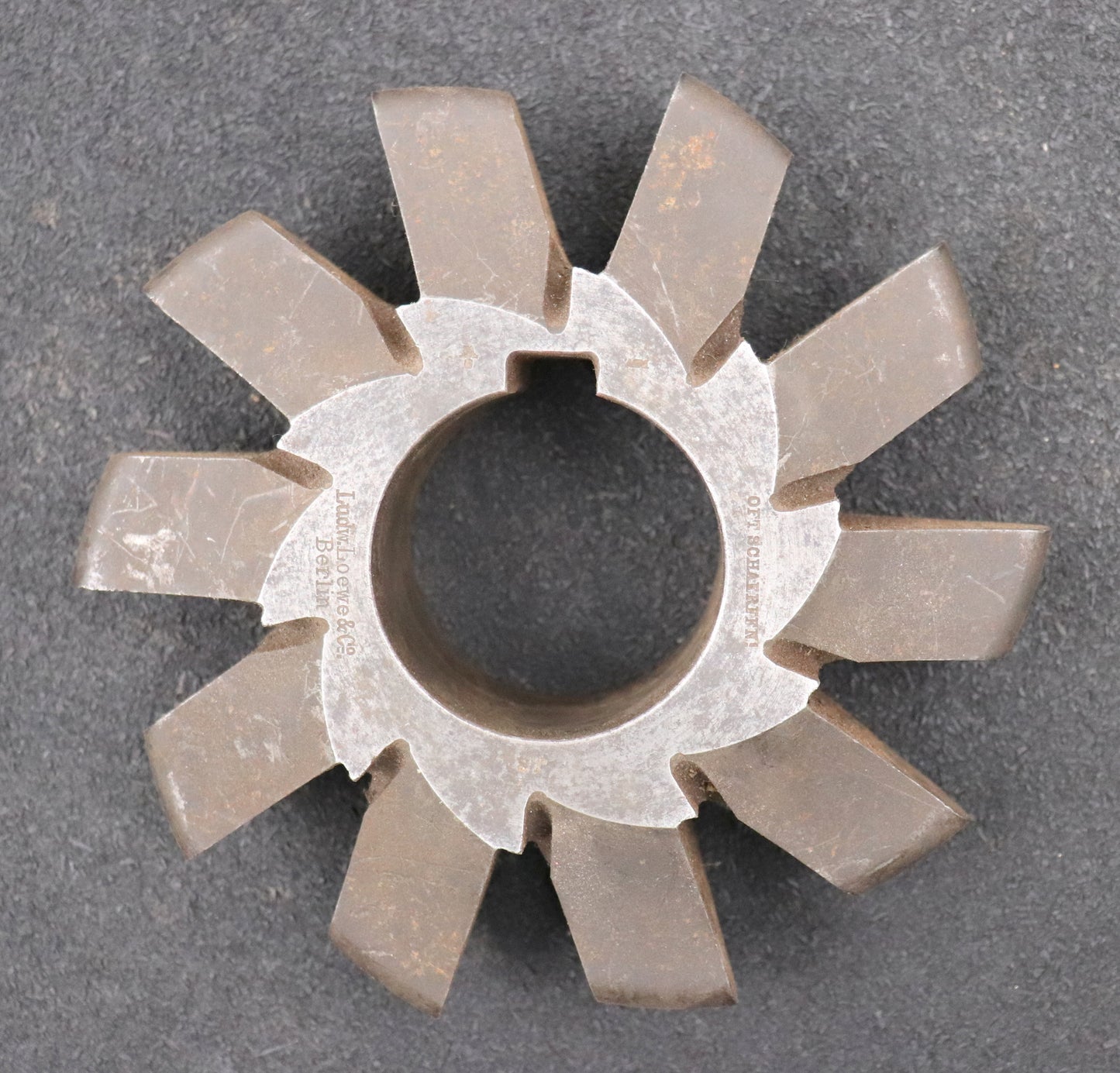 Bild des Artikels LOEWE&CO-Zahnformfräser-m=14mm-Nr.-6-für-35-41-Zähne-Frästiefe-30,24mm