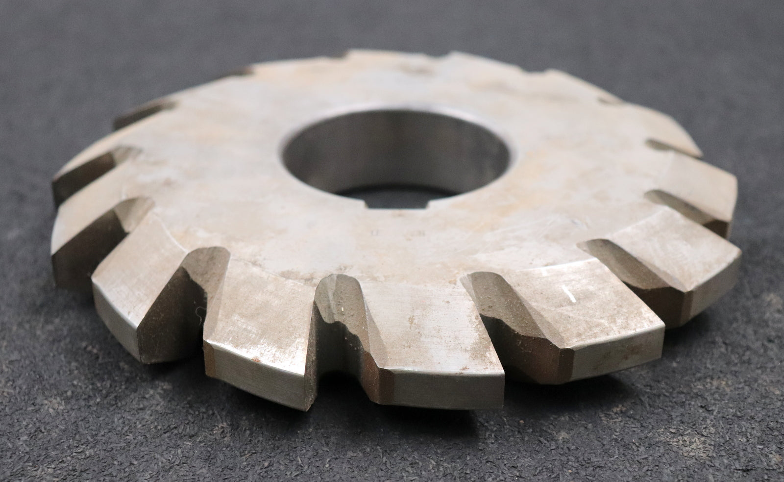 Bild des Artikels LEIMBACH-Zahnstangen-Formfräser-rack-milling-cutter-m=-10,0mm-28°-EGW-Z=-82