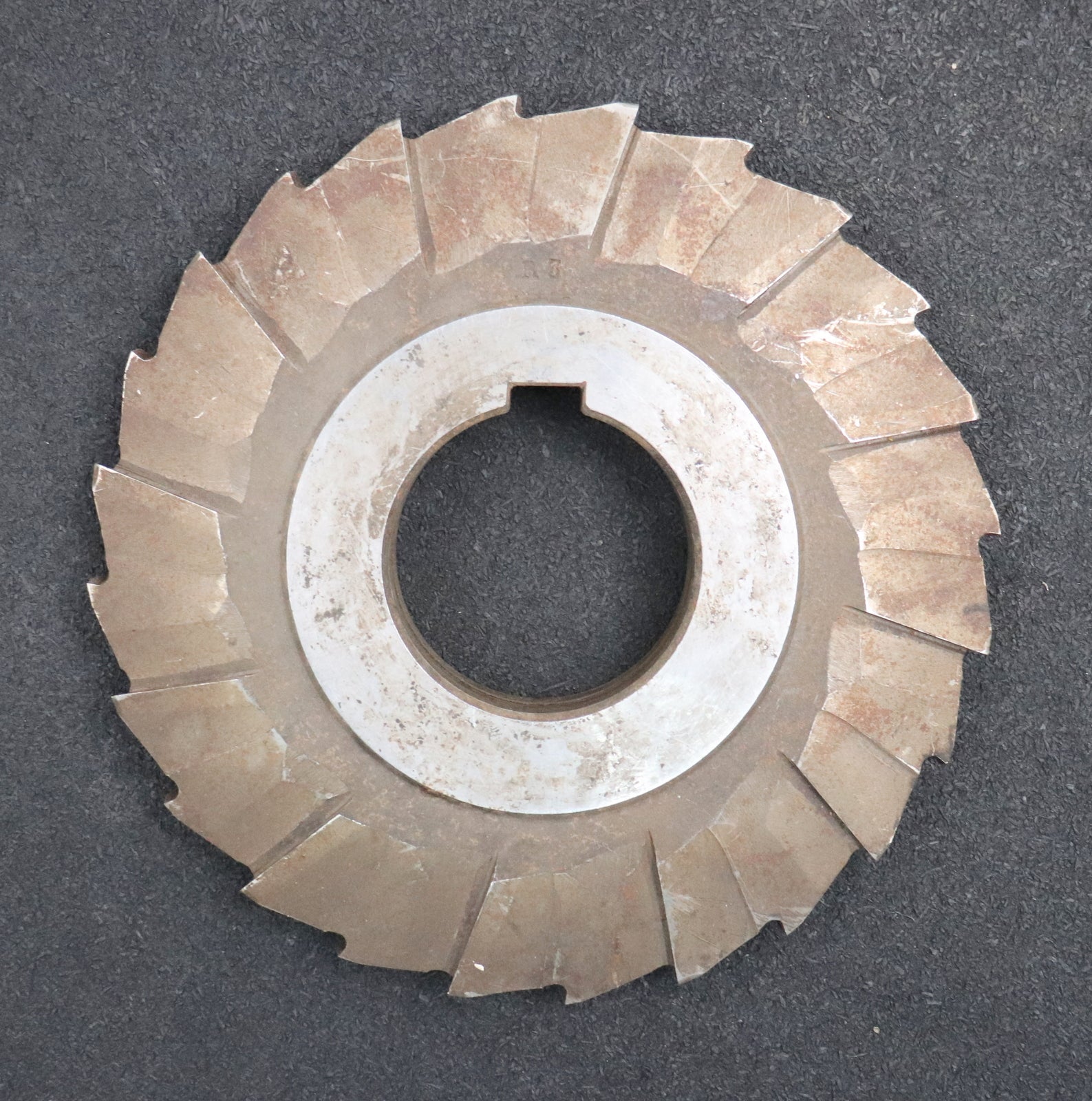 Bild des Artikels Zahnstangen-Formfräser-kreuzverzahnt-m=-8,0mm-EGW-12°30'-Ø185x24xØ60mm