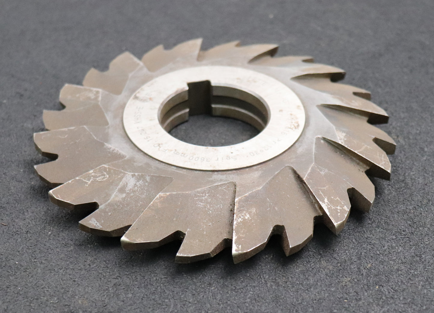 Bild des Artikels FETTE-Zahnstangen-Formfräser-kreuzverzahnt-m=-10,0mm-EGW-12°30'