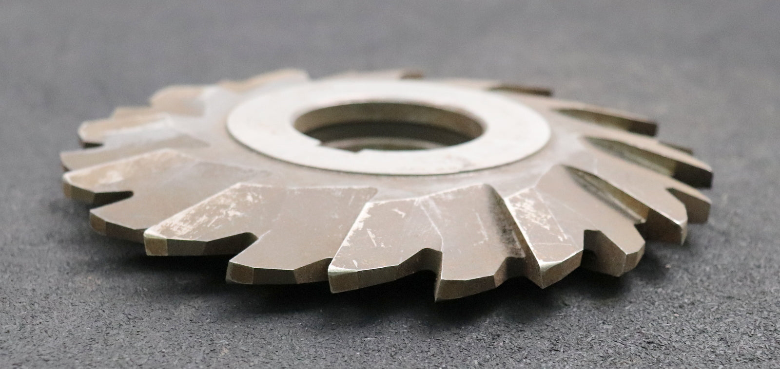 Bild des Artikels FETTE-Zahnstangen-Formfräser-kreuzverzahnt-m=-10,0mm-EGW-12°30'