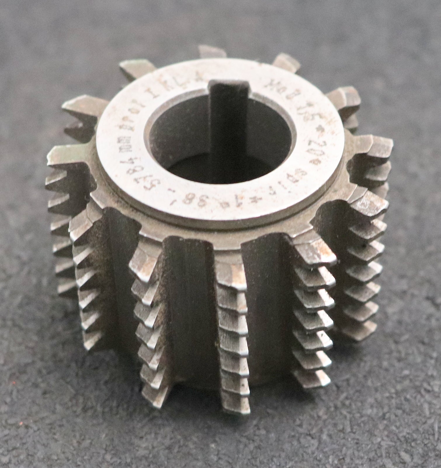 Bild des Artikels Zahnrad-Wälzfräser-gear-hob-m=-1,5mm-20°-EGW-Ø55x38xØ22mm-mit-LKN-1gg.-Rechts
