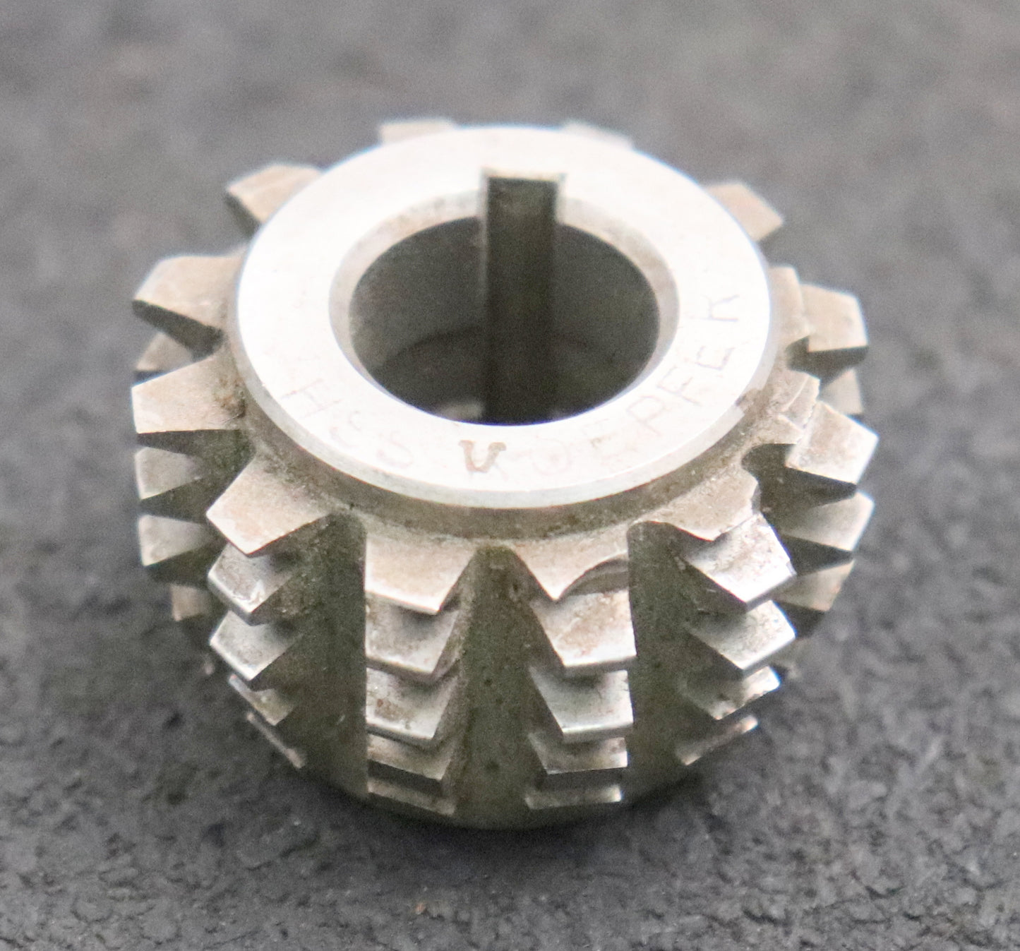 Bild des Artikels KOEPFER-Zahnrad-Wälzfräser-mit-tangentialem-Anschnitt-gear-hob-m=-1,25mm