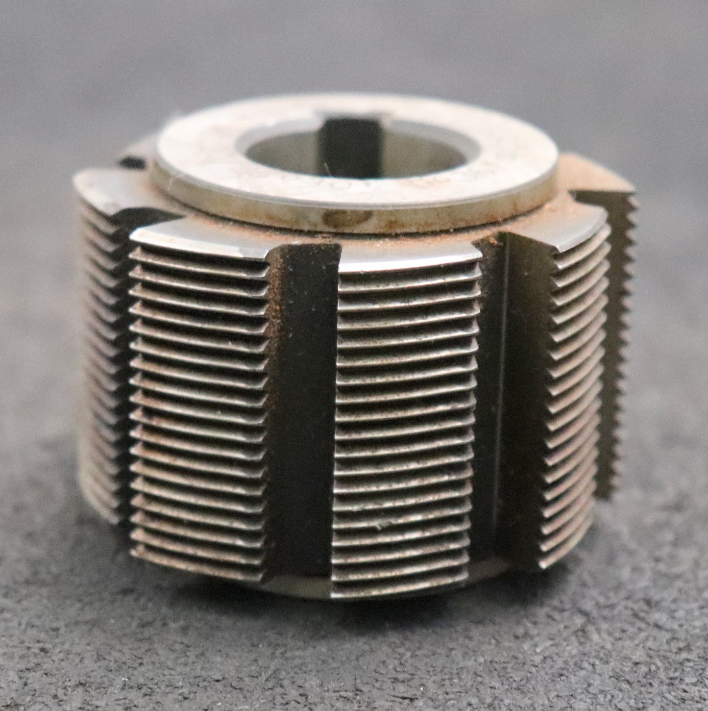 Bild des Artikels PWS-Kerbzahnwellen-Wälzfräser-serration-hob-Nennmass-17x20-EGW-26°30'-56x40x22mm