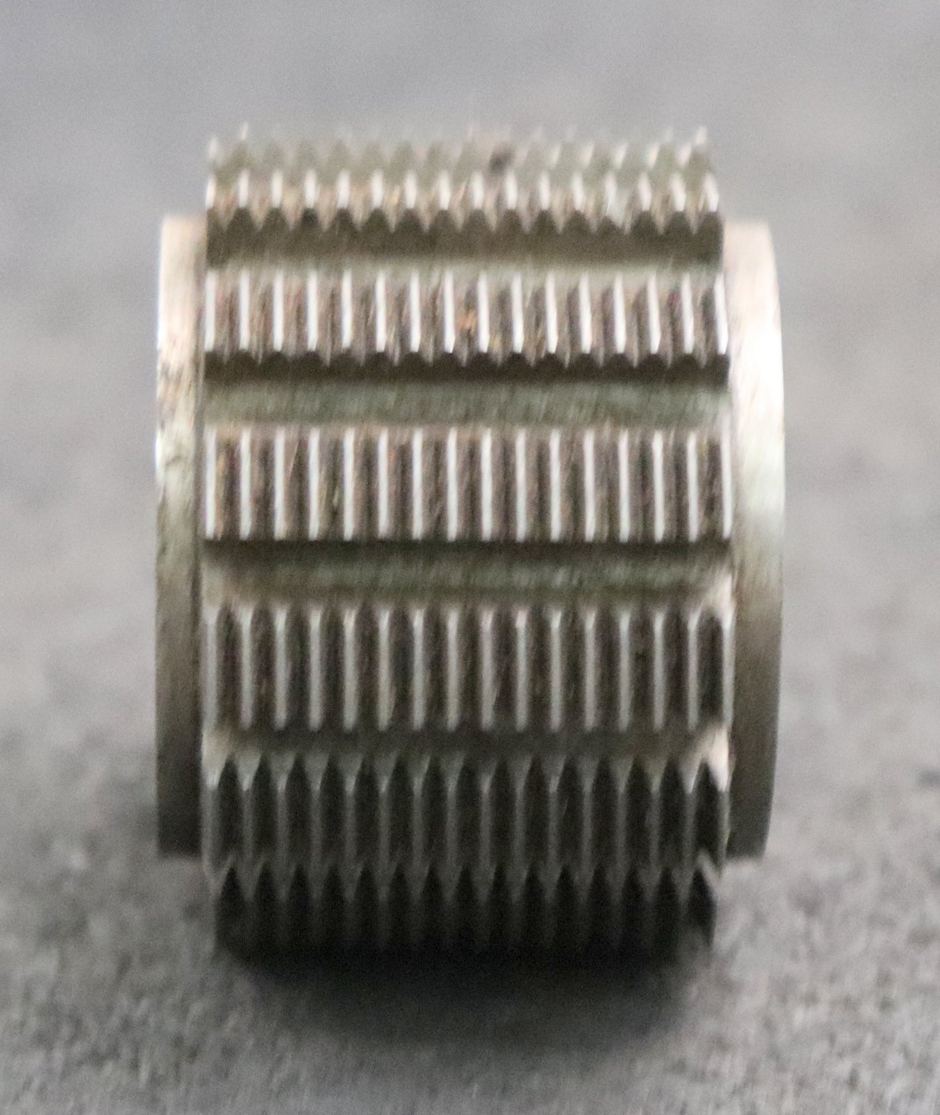 Bild des Artikels Zahnrad-Wälzfräser-gear-hob-m=-0,5mm-EGW-20°-Ø4x29xØ16mm-mit-LKN-1gg.-Rechts