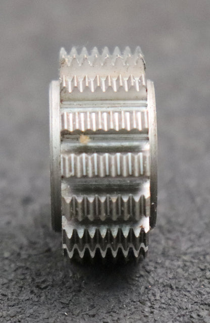 Bild des Artikels MIKRON-Zahnrad-Wälzfräser-gear-hob-m=-0,5mm-20°-EGW-1°33'-Spiralwinkel