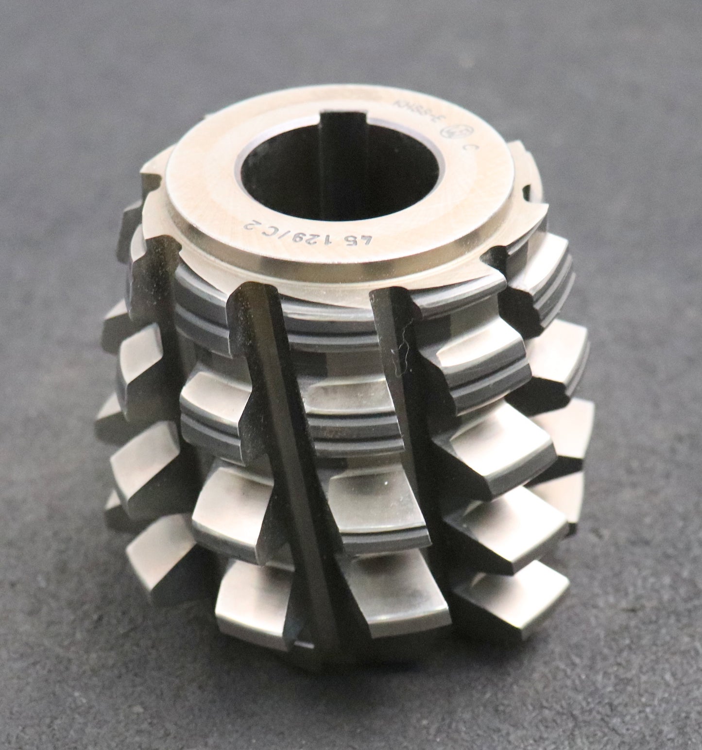 Bild des Artikels FETTE-Schneckenrad-Wälzfräser-worm-wheel-hob-m=-6,0-20°-EGW-TeilkreisØ-74+2,52