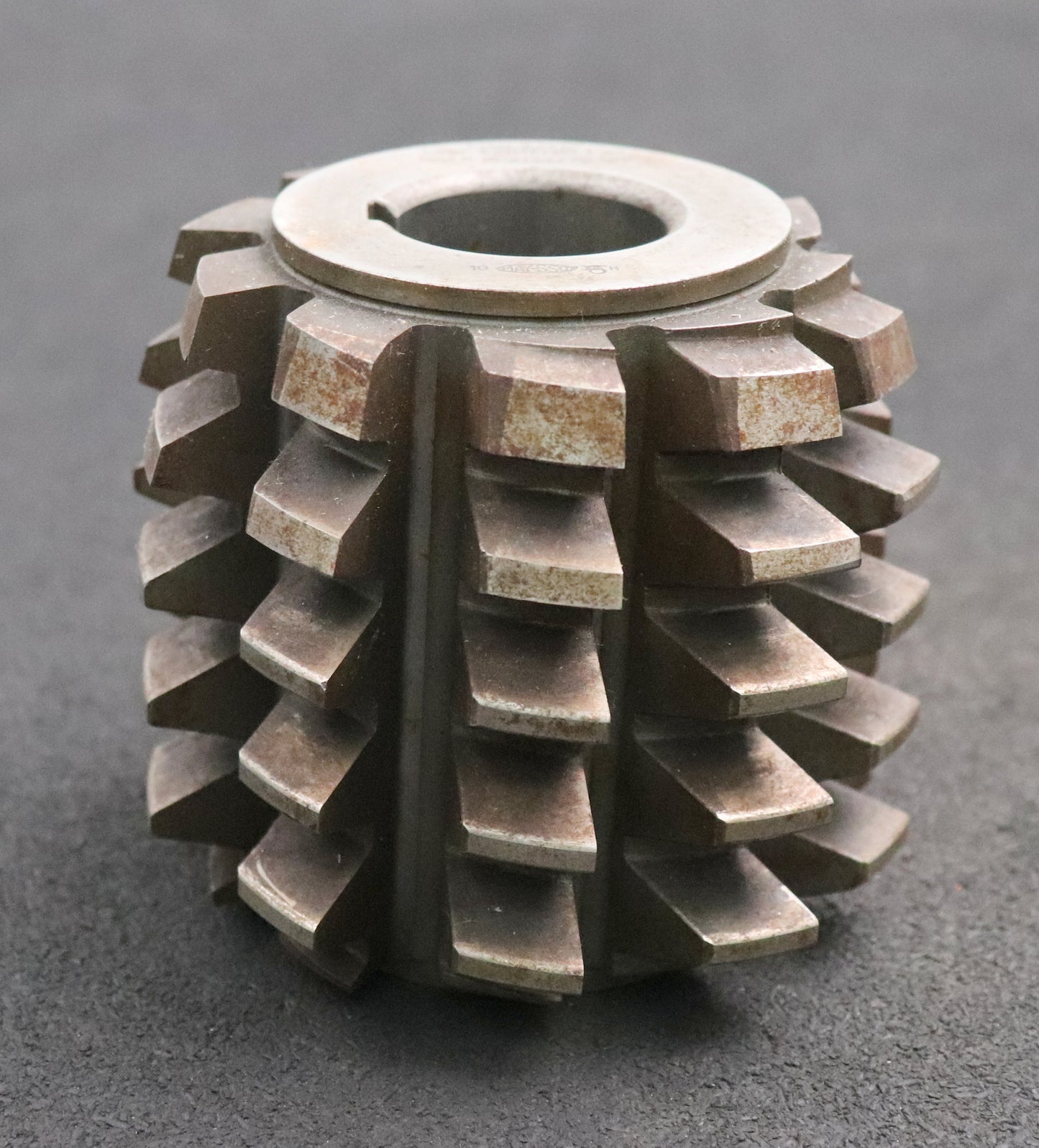 Bild des Artikels MAY-Zahnrad-Wälzfräser-mit-tangentialem-Anschnitt-gear-hob-m=-5,0mm-EGW-20°