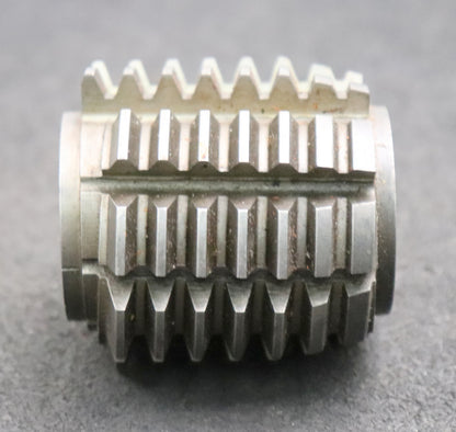 Bild des Artikels J.E.-REINECKER-Zahnrad-Wälzfräser-mit-tangentialem-Anschnitt-gear-hob-m=-2,25mm