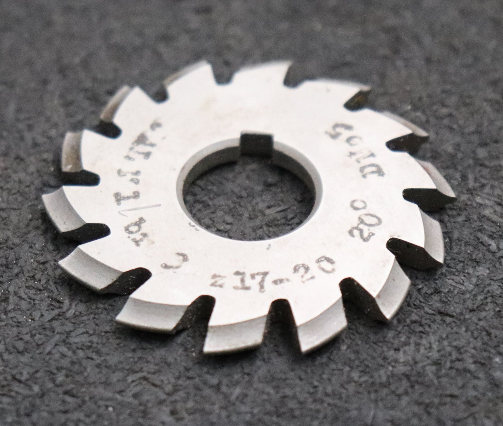 Bild des Artikels JAL-Zahnformfräser-gear-profile-cutter-m=-1mm-Nr-3-für-Zähnezahlbereich-Z=-17-20