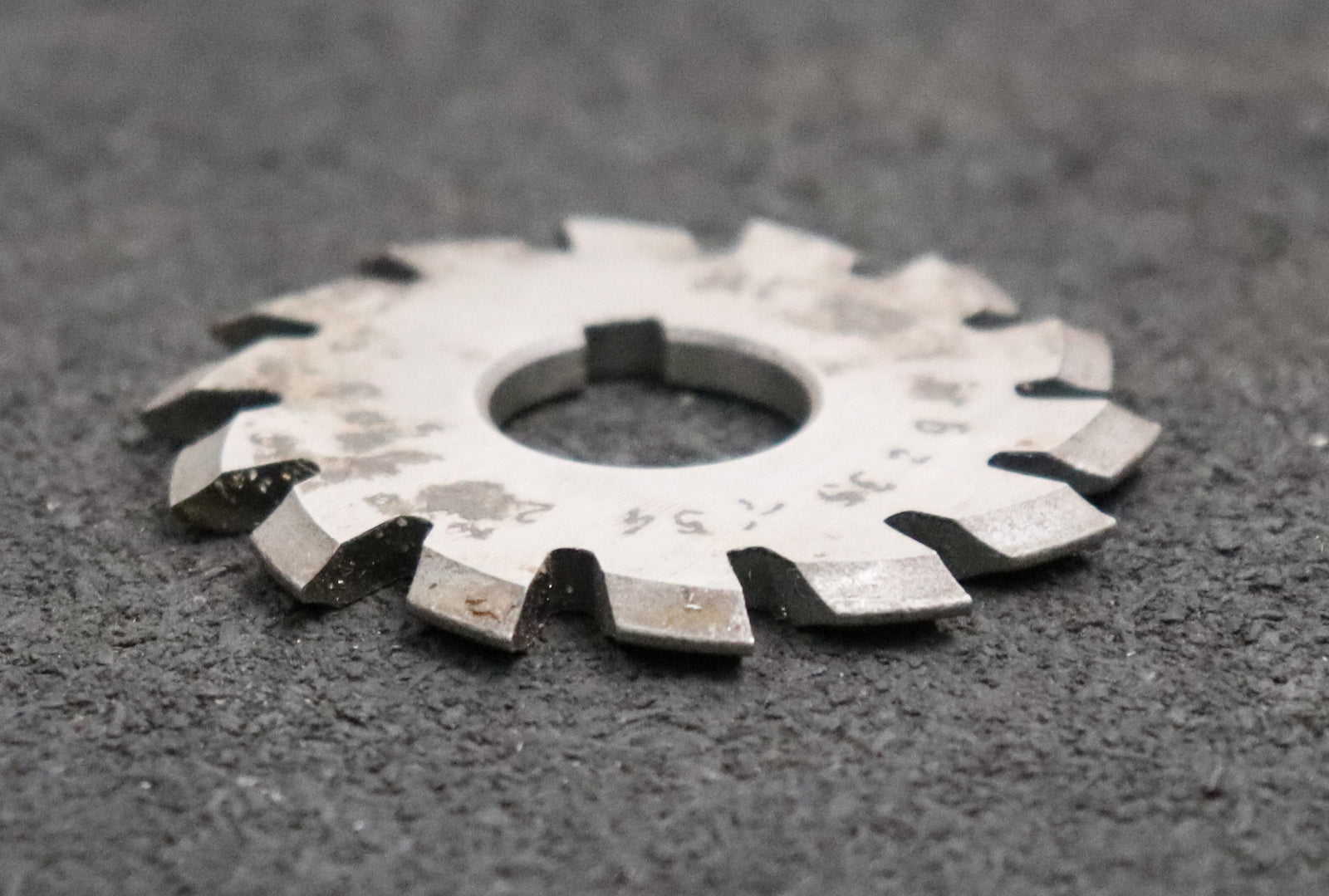 Bild des Artikels JAL-Zahnformfräser-gear-profile-cutter-m=-1mm-Nr-6-für-Zähnezahlbereich-Z=-35-54