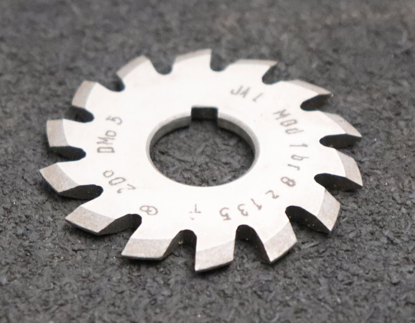 Bild des Artikels JAL-Zahnformfräser-gear-profile-cutter-m=-1mm-Nr-8--Zähnezahlbereich-Z=-135-00