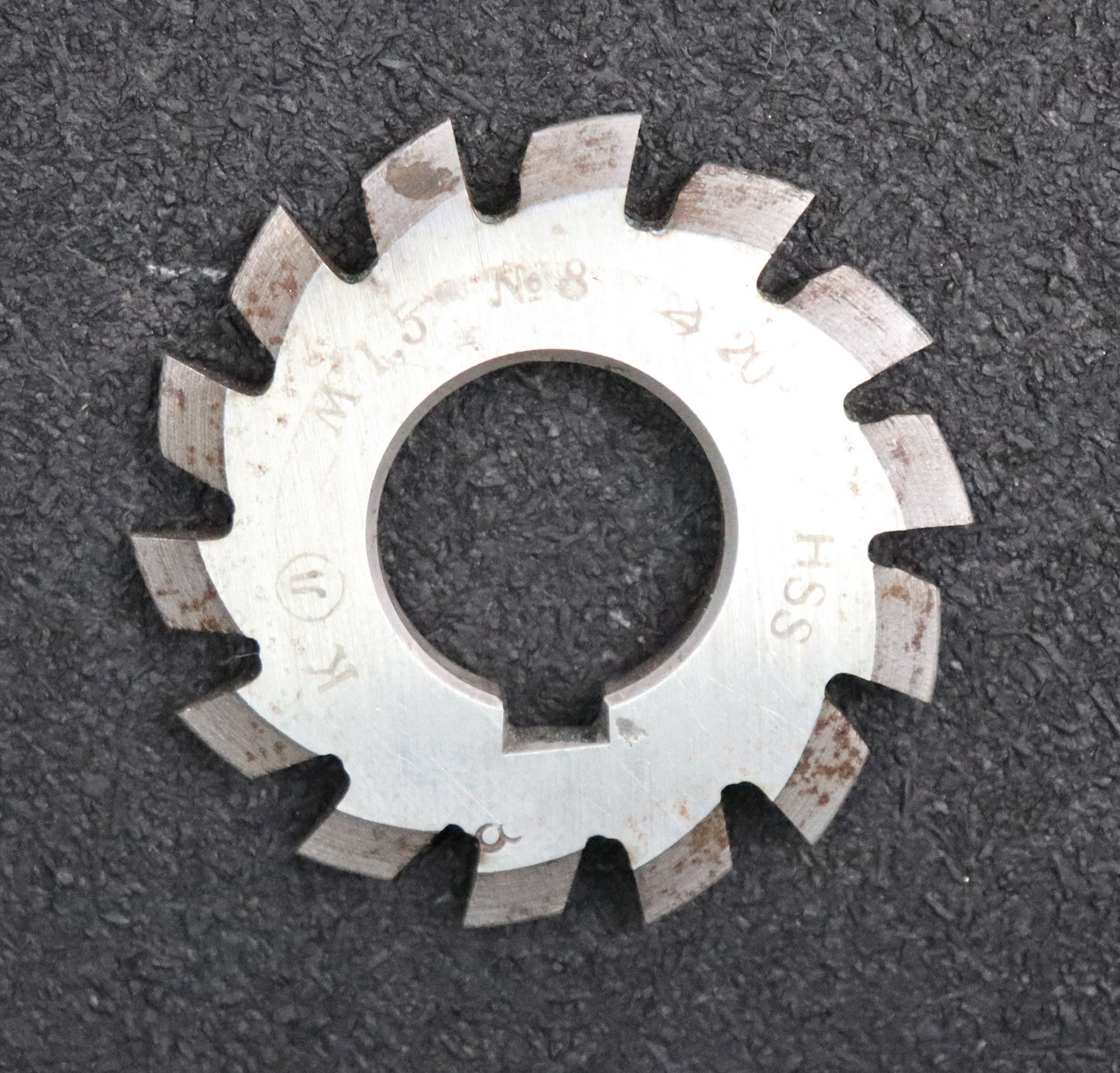 Bild des Artikels Zahnformfräser-gear-profile-cutter-m=-1,5mm-Nr.-8-für-Zähnezahlbereich-Z=-135-00