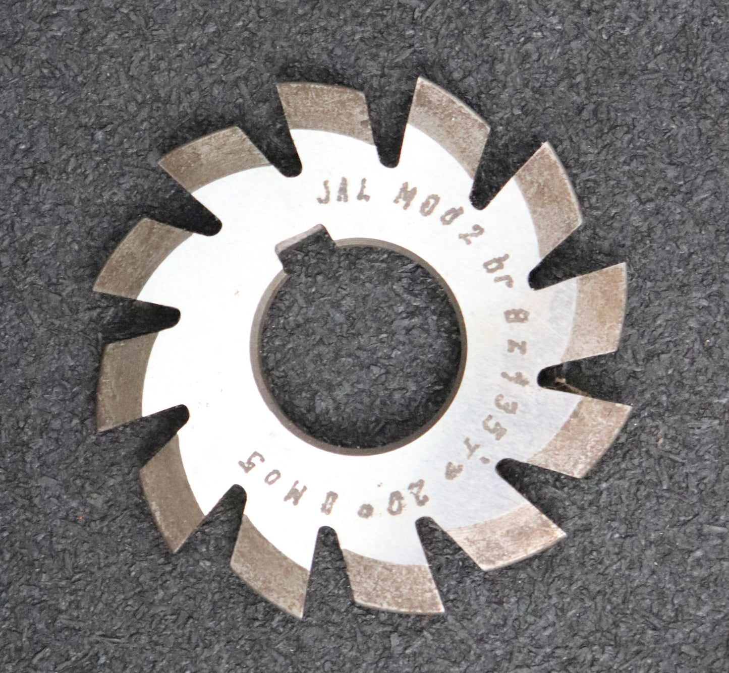 Bild des Artikels JAL-Zahnformfräser-gear-profile-cutter-m=-2mm-Nr.-8-Zähnezahlbereich-Z=-135-00