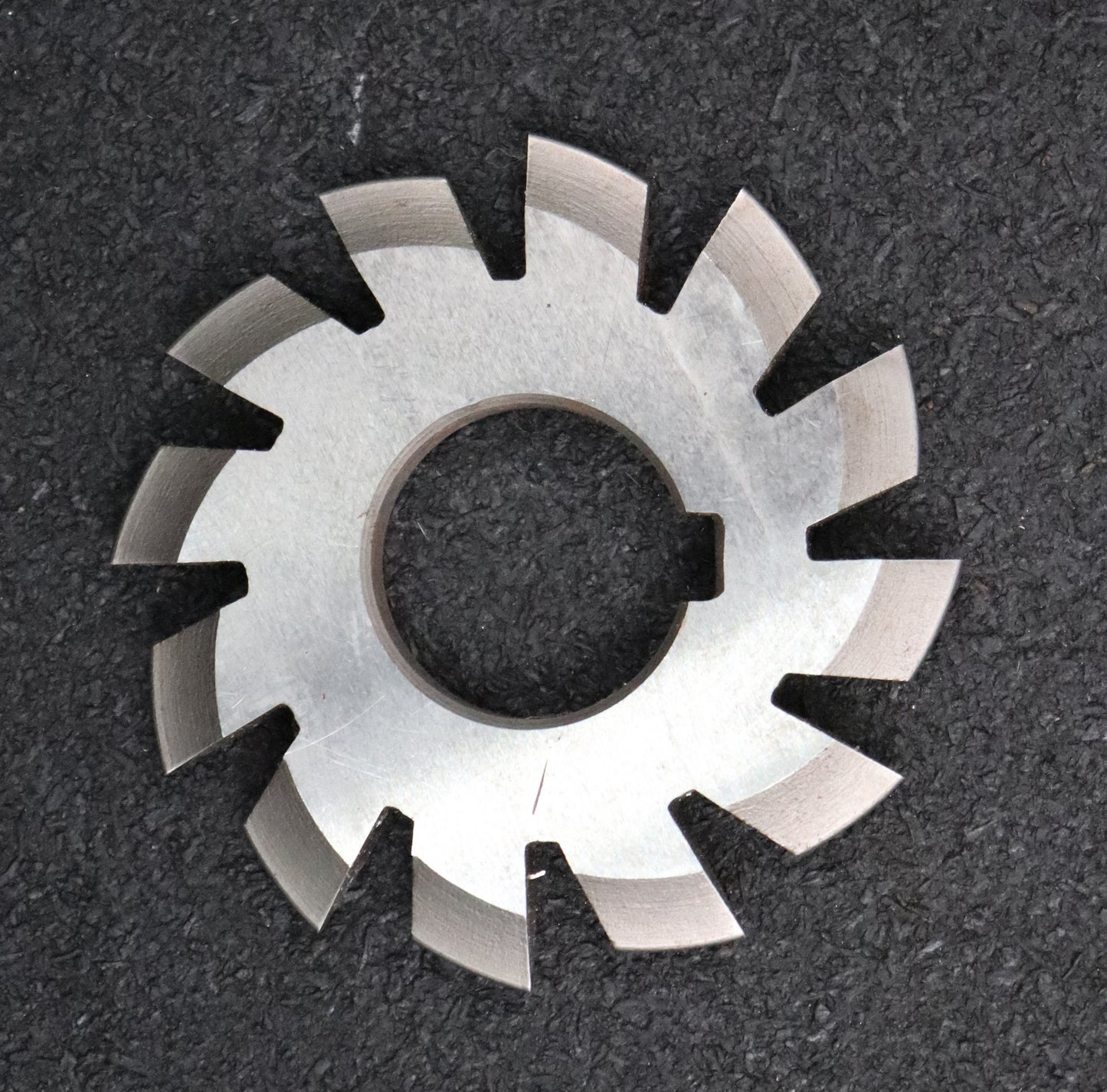 Bild des Artikels JAL-Zahnformfräser-gear-profile-cutter-m=-2mm-Nr.-7-Zähnezahlbereich-Z=-55-134