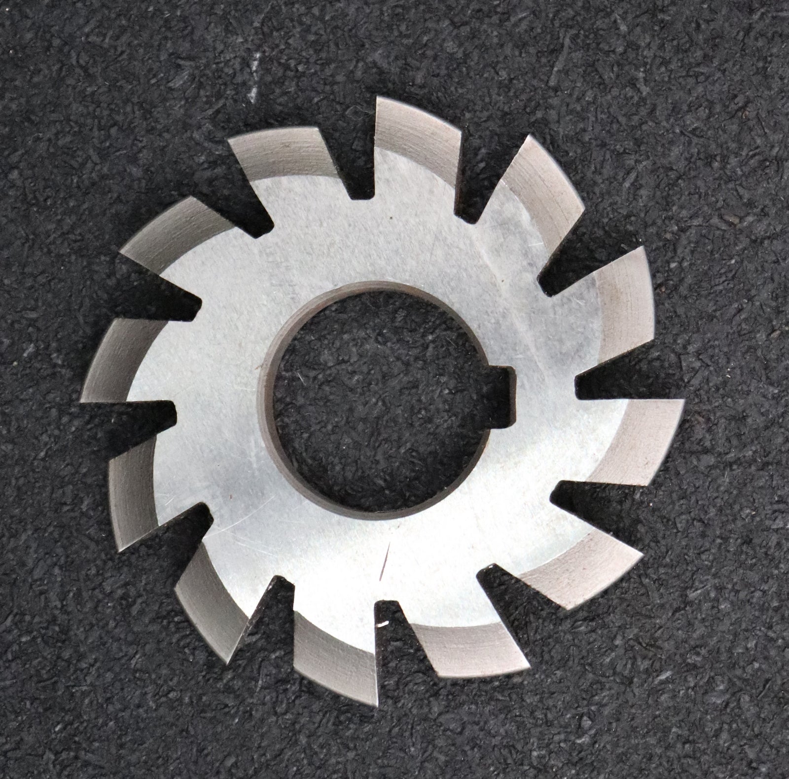 Bild des Artikels JAL-Zahnformfräser-gear-profile-cutter-m=-2mm-Nr.-7-Zähnezahlbereich-Z=-55-134