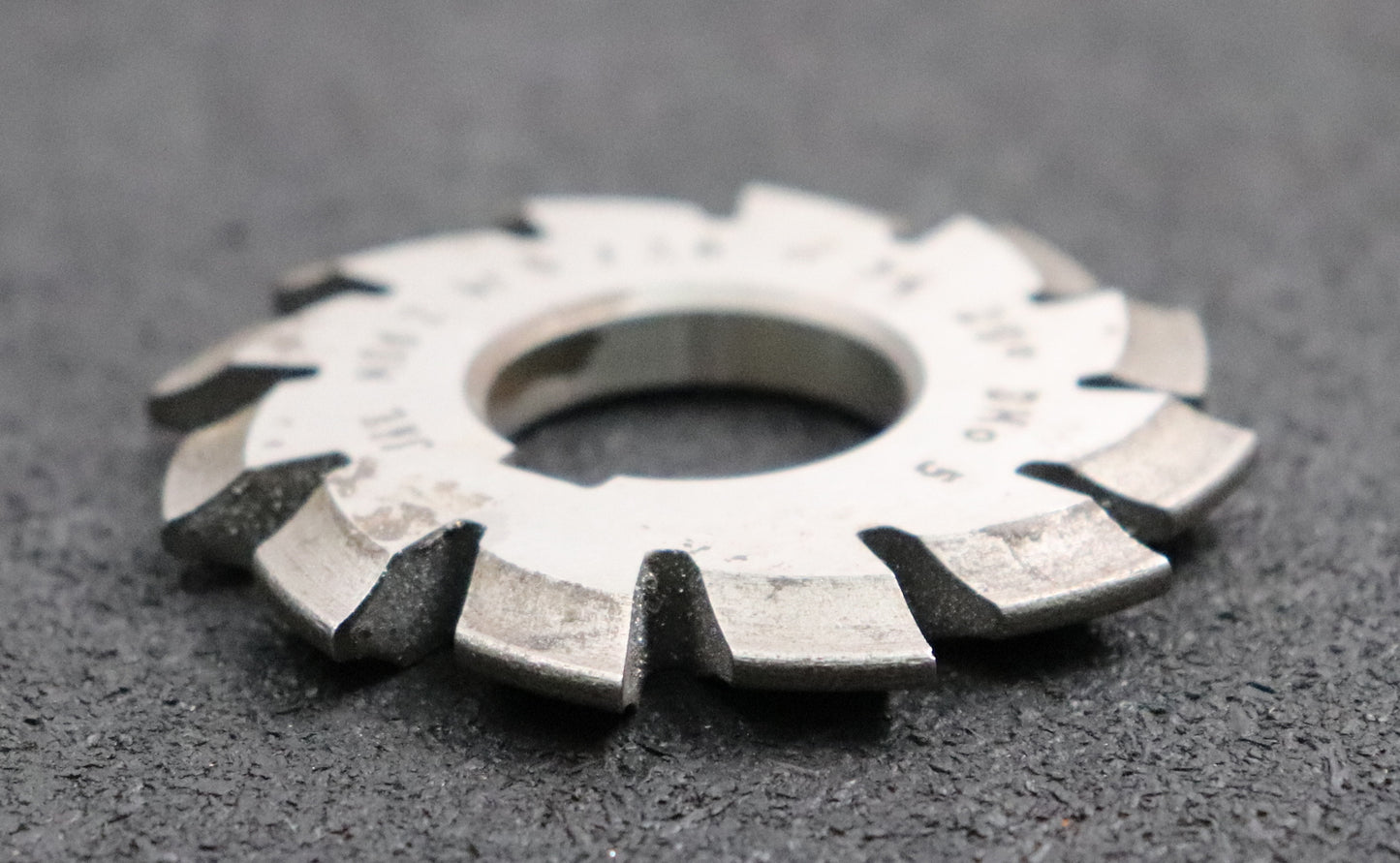 Bild des Artikels JAL-Zahnformfräser-gear-profile-cutter-m=-2mm-Nr-5-für-Zähnezahlbereich-Z=-26-34