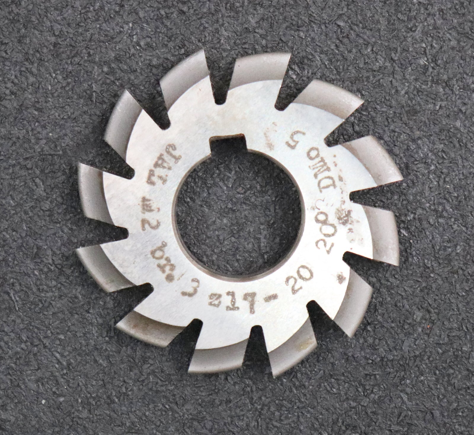 Bild des Artikels JAL-Zahnformfräser-gear-profile-cutter-m=-2mm-Nr-3-für-Zähnezahlbereich-Z=-17-20