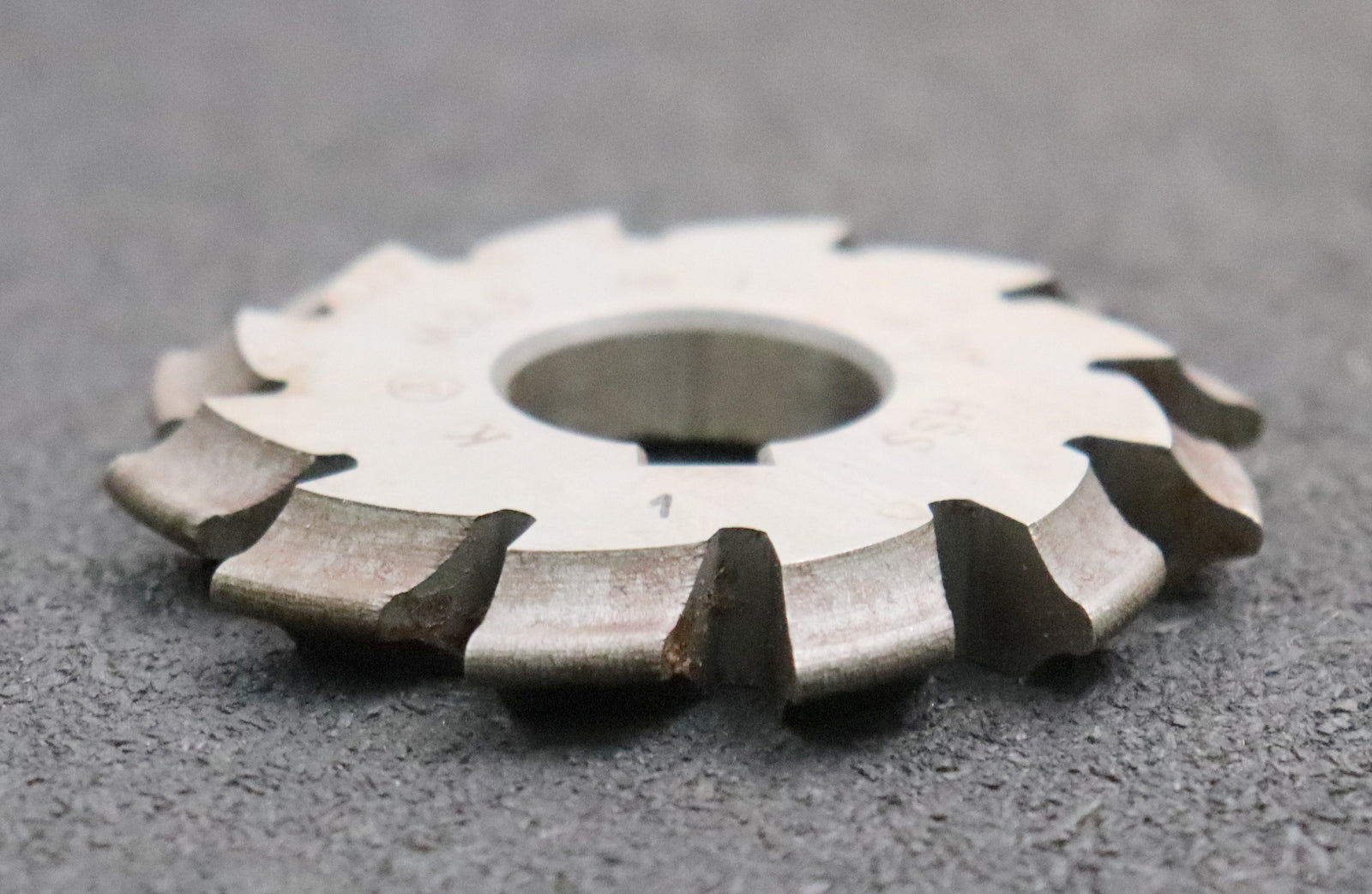 Bild des Artikels Zahnformfräser-gear-profile-cutter-m=-2,5mm-Nr.-1-für-Zähnezahlbereich-Z=-12-13