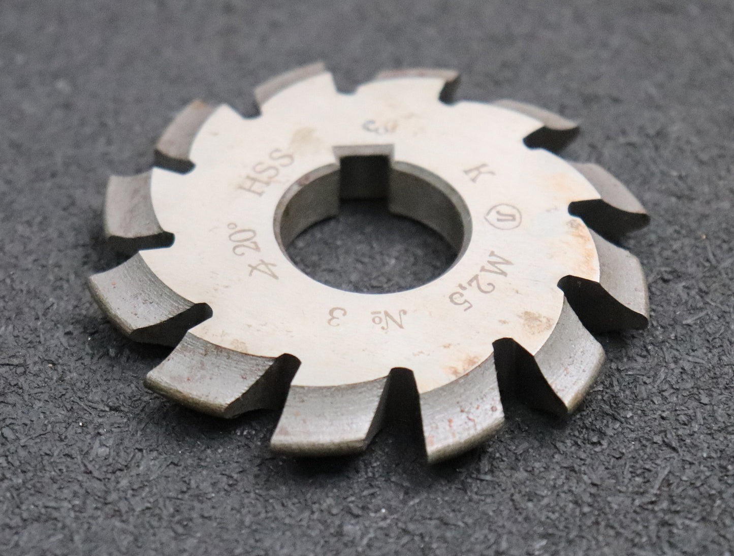 Bild des Artikels Zahnformfräser-gear-profile-cutter-m=-2,5mm-Nr.-3-für-Zähnezahlbereich-Z=-17-20