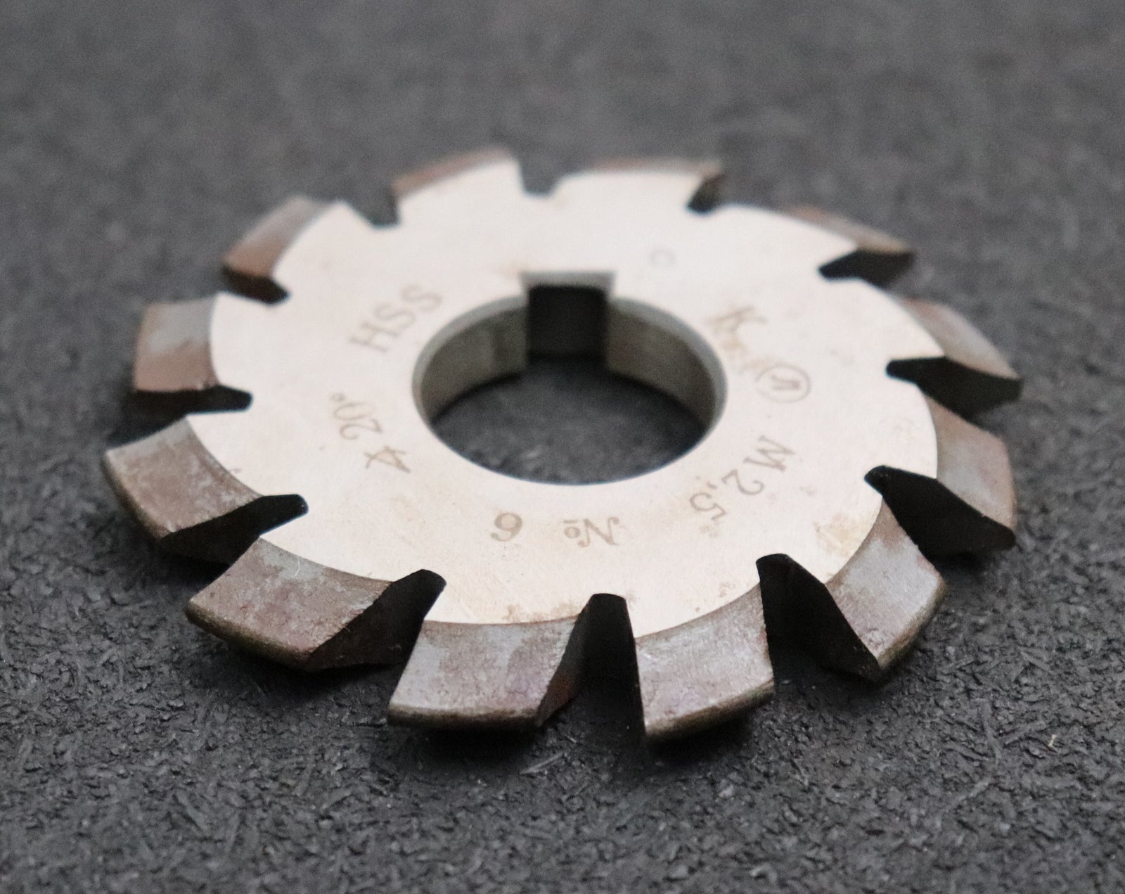 Bild des Artikels Zahnformfräser-gear-profile-cutter-m=-2,5mm-Nr.-6-für-Zähnezahlbereich-Z=-35-54