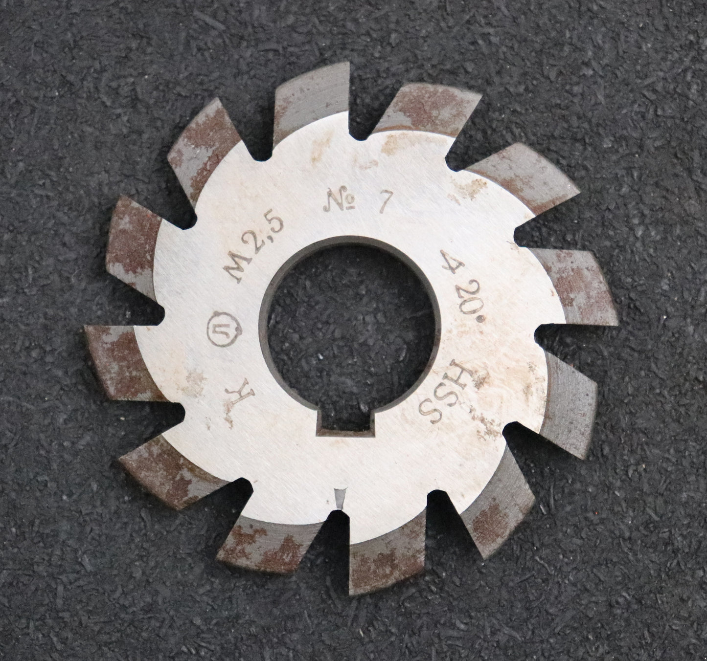 Bild des Artikels Zahnformfräser-gear-profile-cutter-m=-2,5mm-Nr.-7-für-Zähnezahlbereich-Z=-55-134