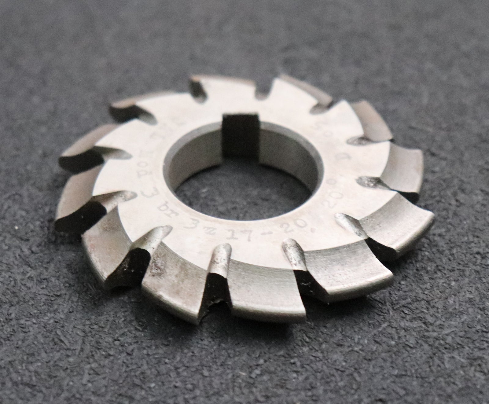 Bild des Artikels JAL-Zahnformfräser-gear-profile-cutter-m=-3mm-Nr.-3-Zähnezahlbereich-Z=-17-20