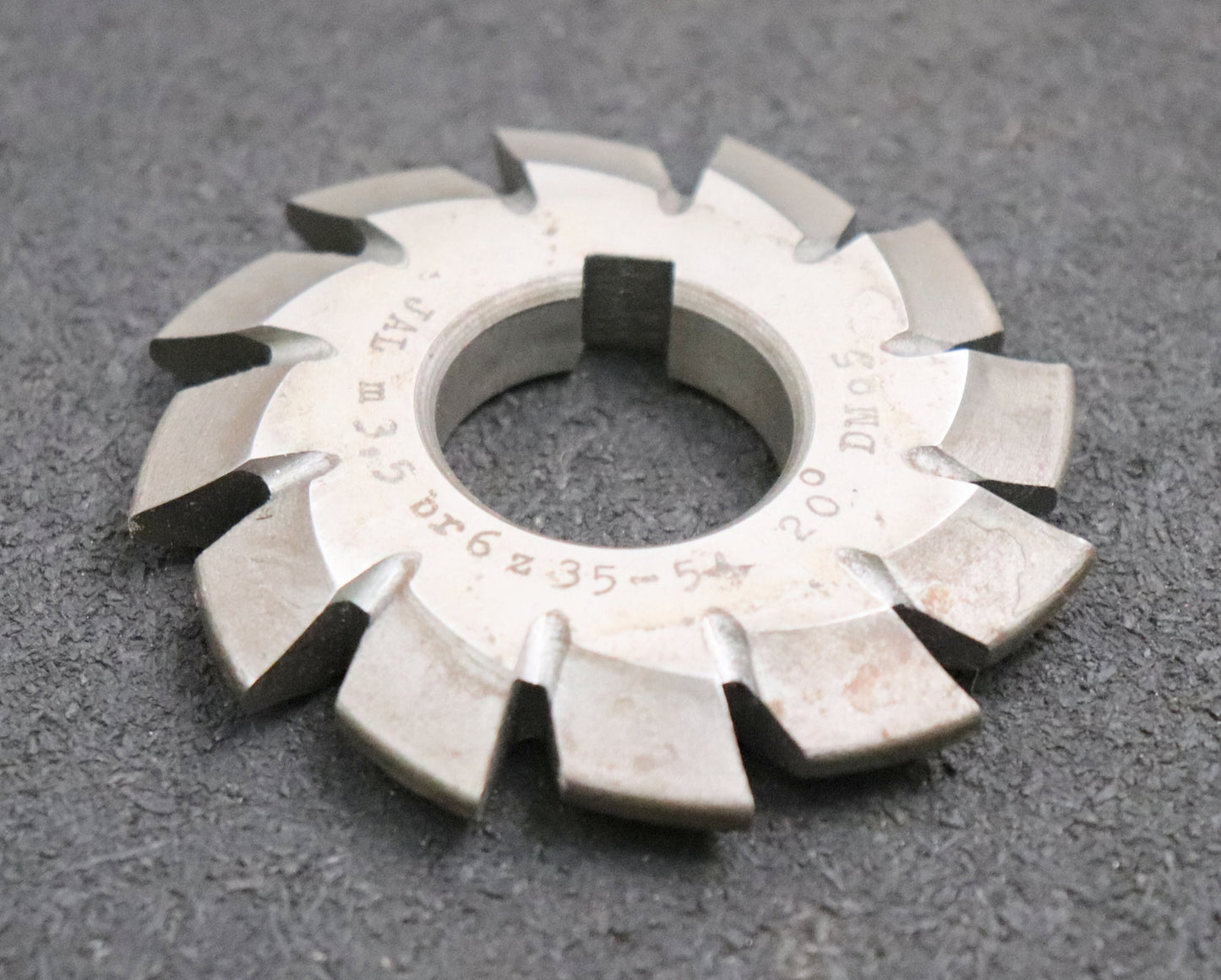 Bild des Artikels JAL-Zahnformfräser-gear-profile-cutter-m=-3,5mm-Nr.-6-Zähnezahlbereich-Z=-35-54