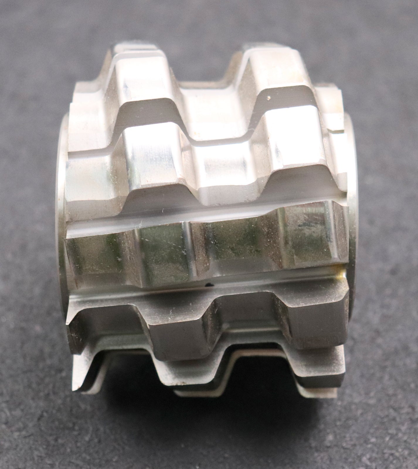 Bild des Artikels Wälzfräser-für-Zahnriemenräder-Profil-XXH-SP-0.75"-für-Zähnezahl=-18-1gg.-Rechts