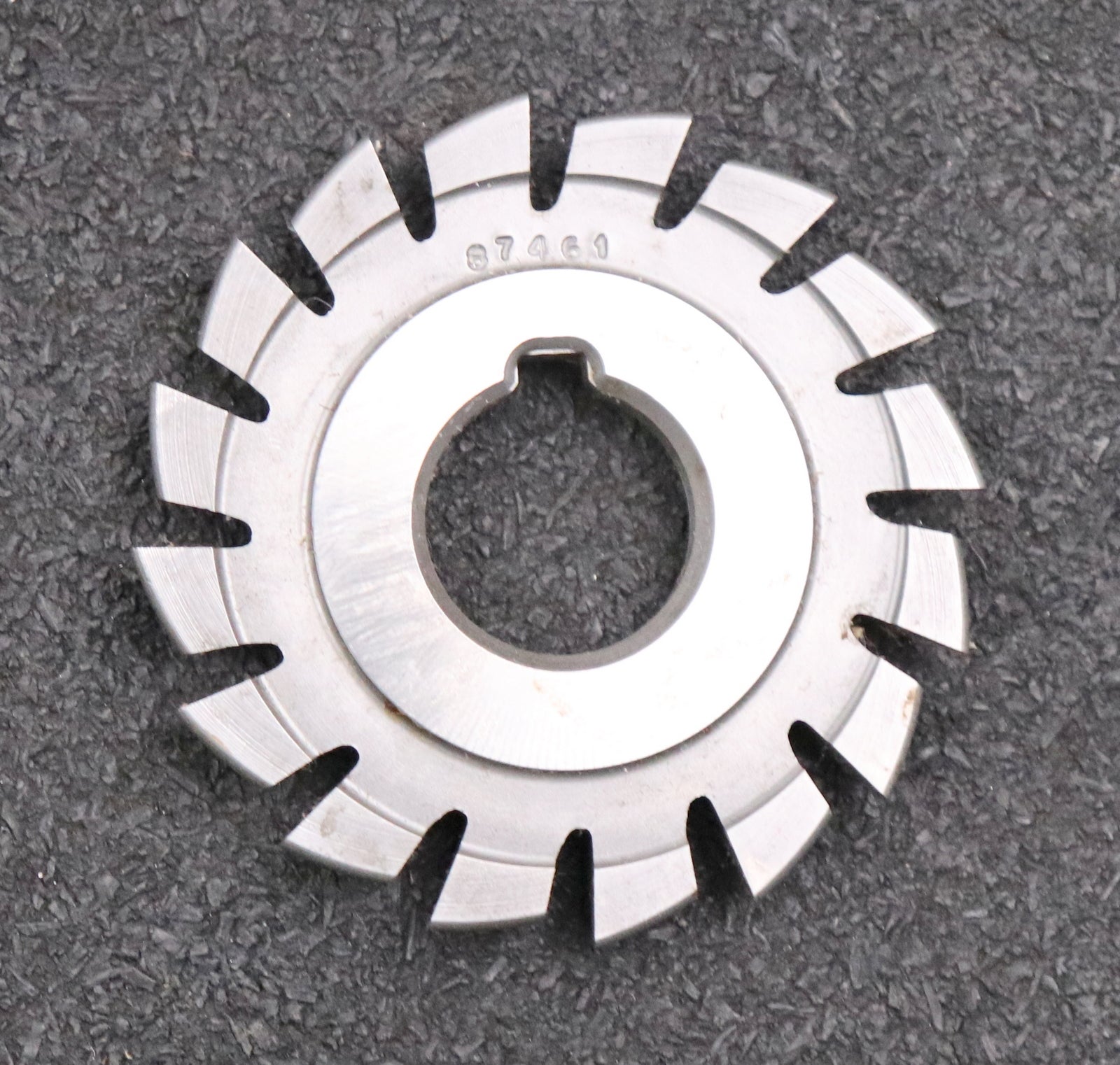Bild des Artikels DOLD-asymmetrischer-Prismenfräser-E-30°/12-Gesamtwinkel-30°-Flankenwinkel-30°/0°