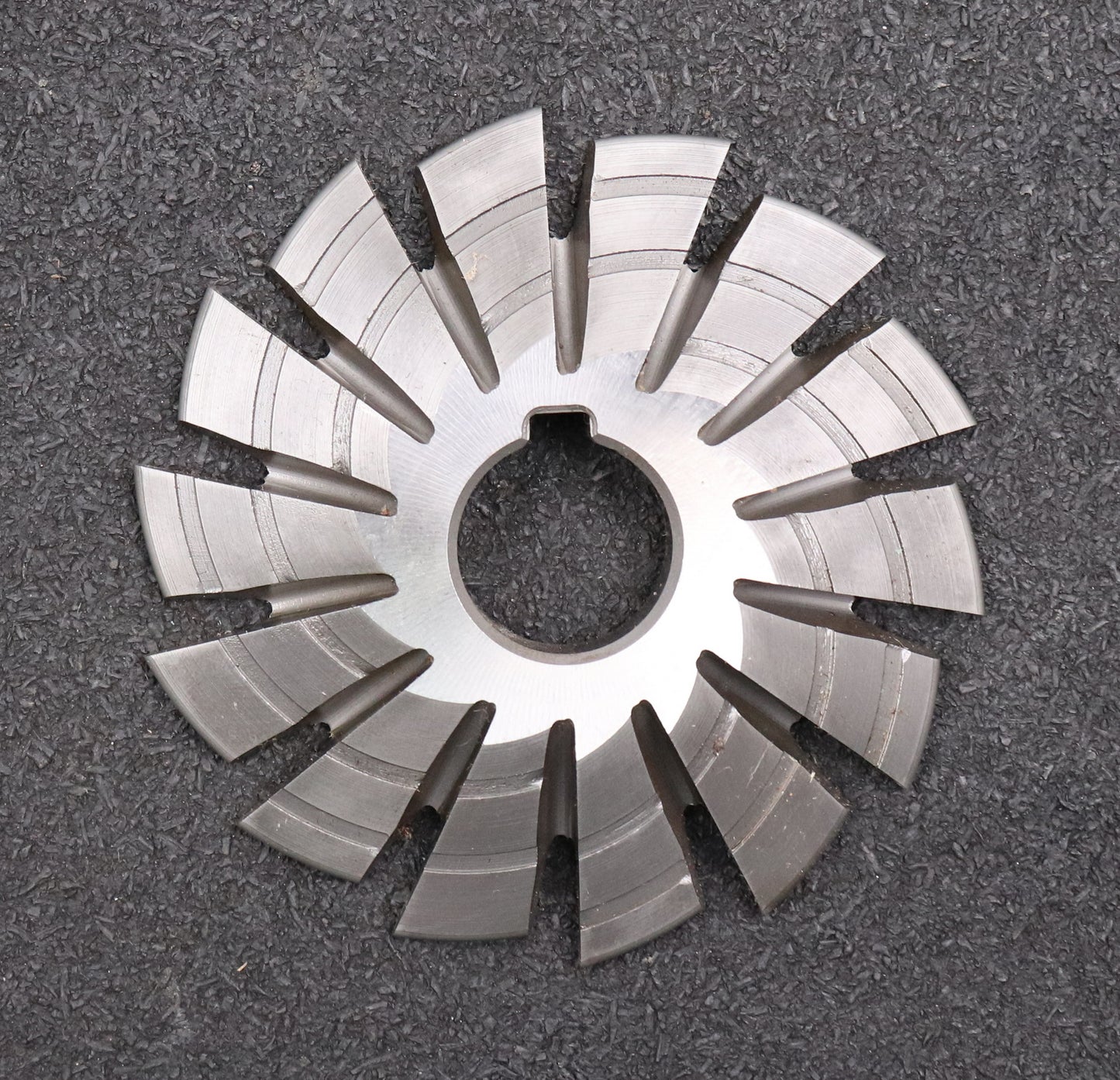 Bild des Artikels DOLD-asymmetrischer-Prismenfräser-E-20°/7b-Gesamtwinkel-20°-Flankenwinkel-20°/0°