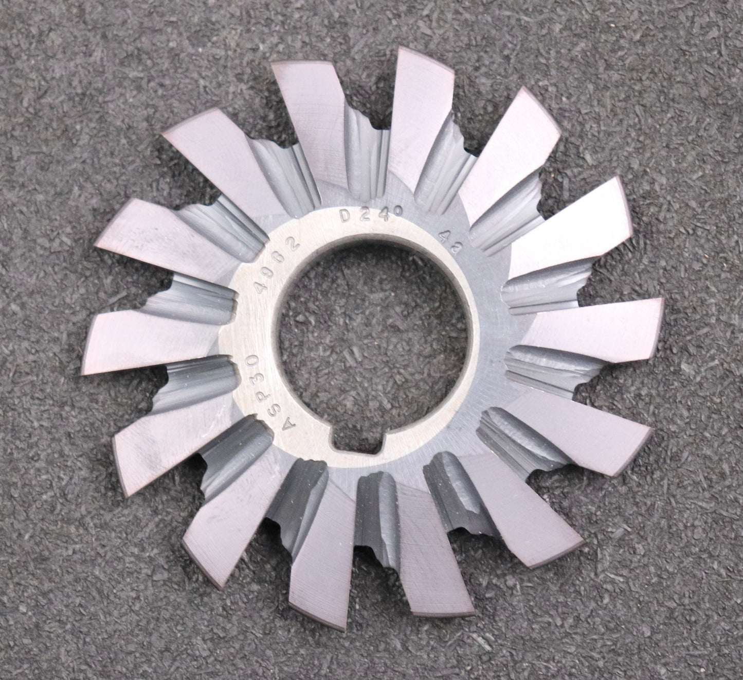 Bild des Artikels DOLD-Prismenfräser-D24°/4a-Winkel-30°-Kopfabrundung-auf-4mm-Ø84x10xØ27mm