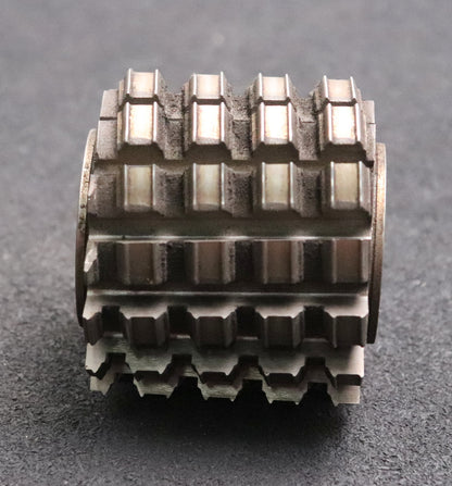 Bild des Artikels Keilwellen-Wälzfräser-6-Keile-28x24,3x6-mit-Höcker-Fertigfräser-Ø75x66xØ27mm-LKN