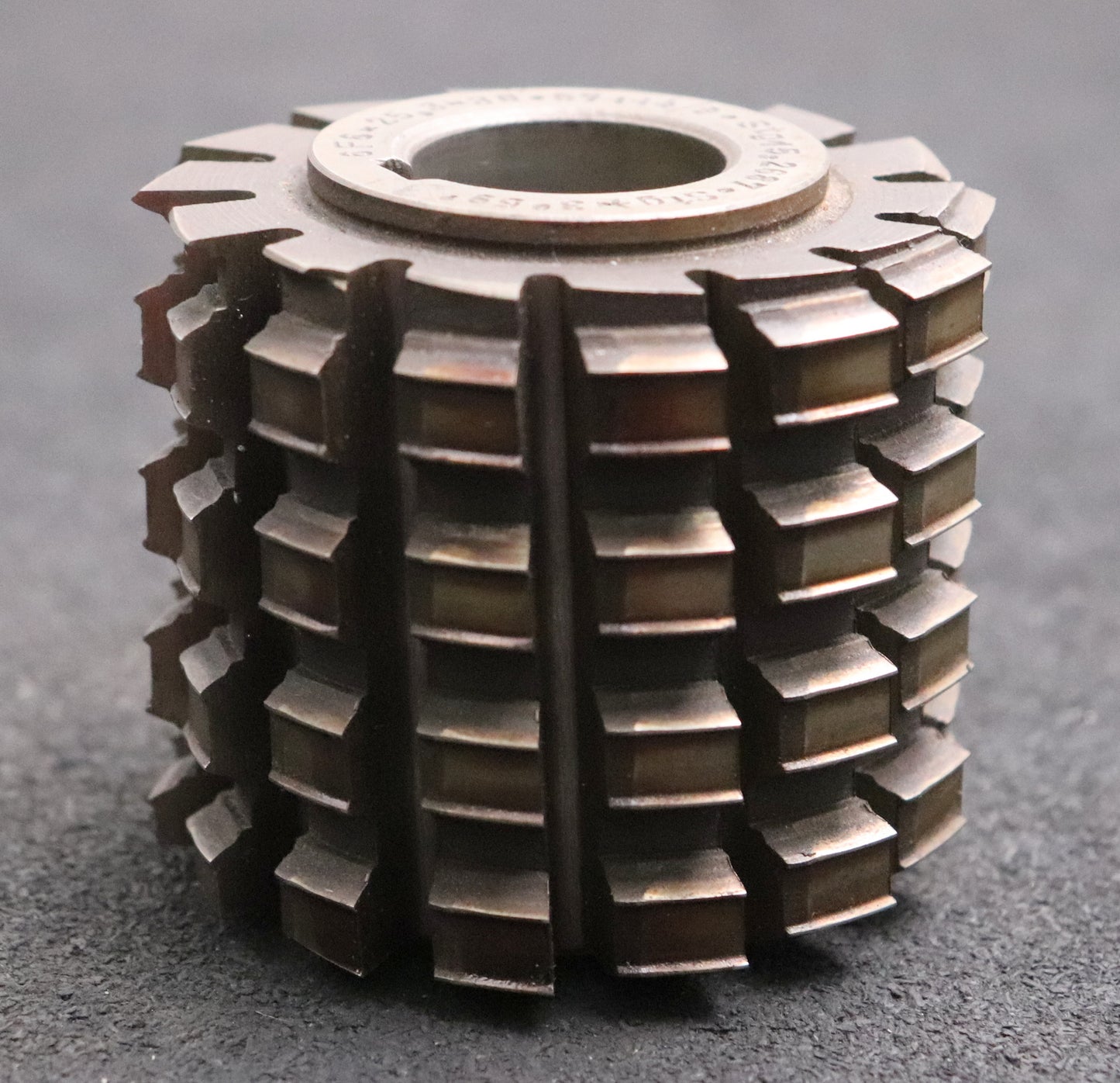 Bild des Artikels Keilwellen-Wälzfräser-6-Keile-30x25,3x6-mit-Höcker-Fertigfräser-Ø75x66xØ27mm-LKN