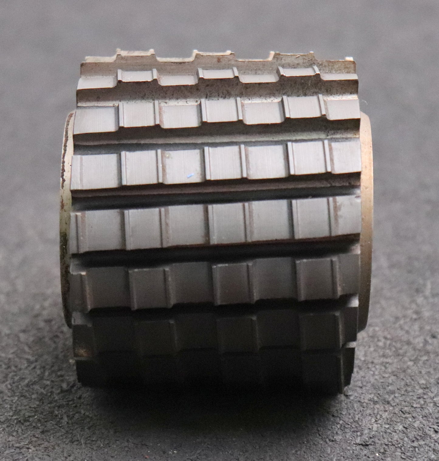 Bild des Artikels R.STOCK-Keilwellen-Wälzfräser-8-Keile-42,32x45x8,32-mit-Höcker-Fertigfräser