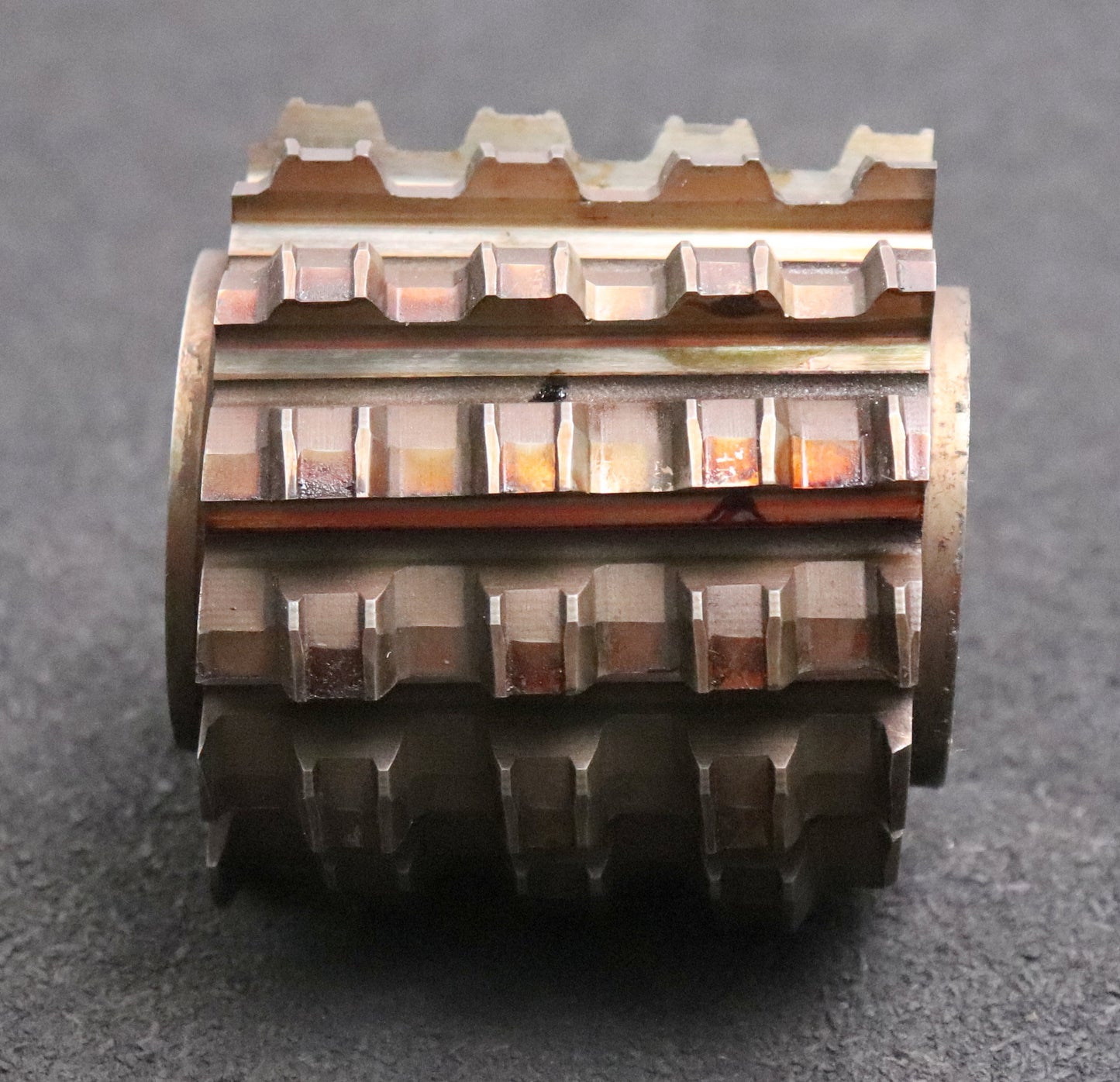 Bild des Artikels Keilwellen-Wälzfräser-6-Keile-28x34x7-mit-Höcker-Vorfräser-Ø73x69xØ27mm-mit-LKN