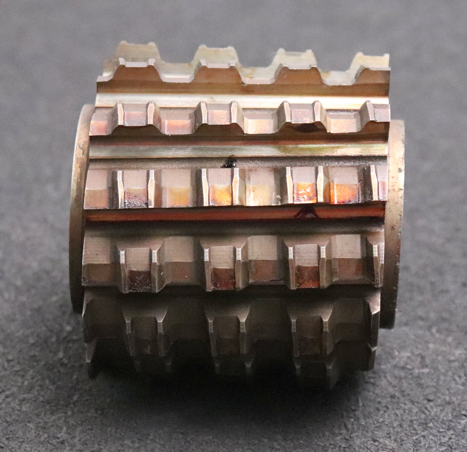 Bild des Artikels Keilwellen-Wälzfräser-6-Keile-28x34x7-mit-Höcker-Vorfräser-Ø73x69xØ27mm-mit-LKN