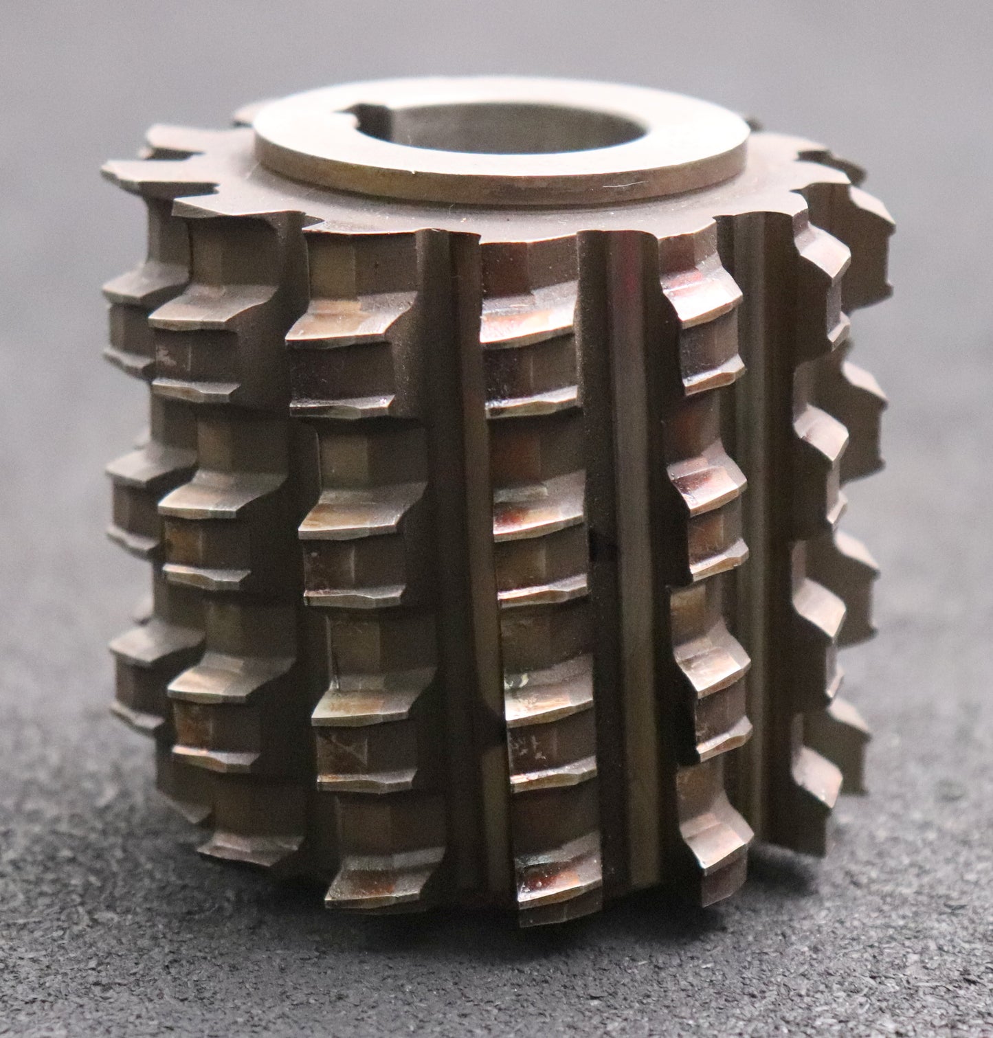 Bild des Artikels Keilwellen-Wälzfräser-6-Keile-28x34x7-mit-Höcker-Vorfräser-Ø73x69xØ27mm-mit-LKN